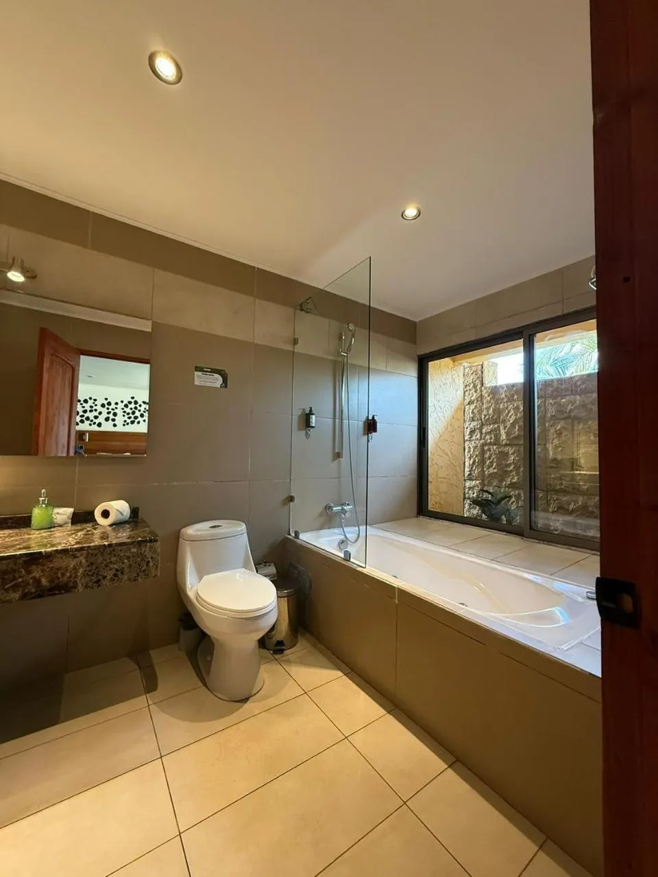 Bathroom in Hotel Origenes