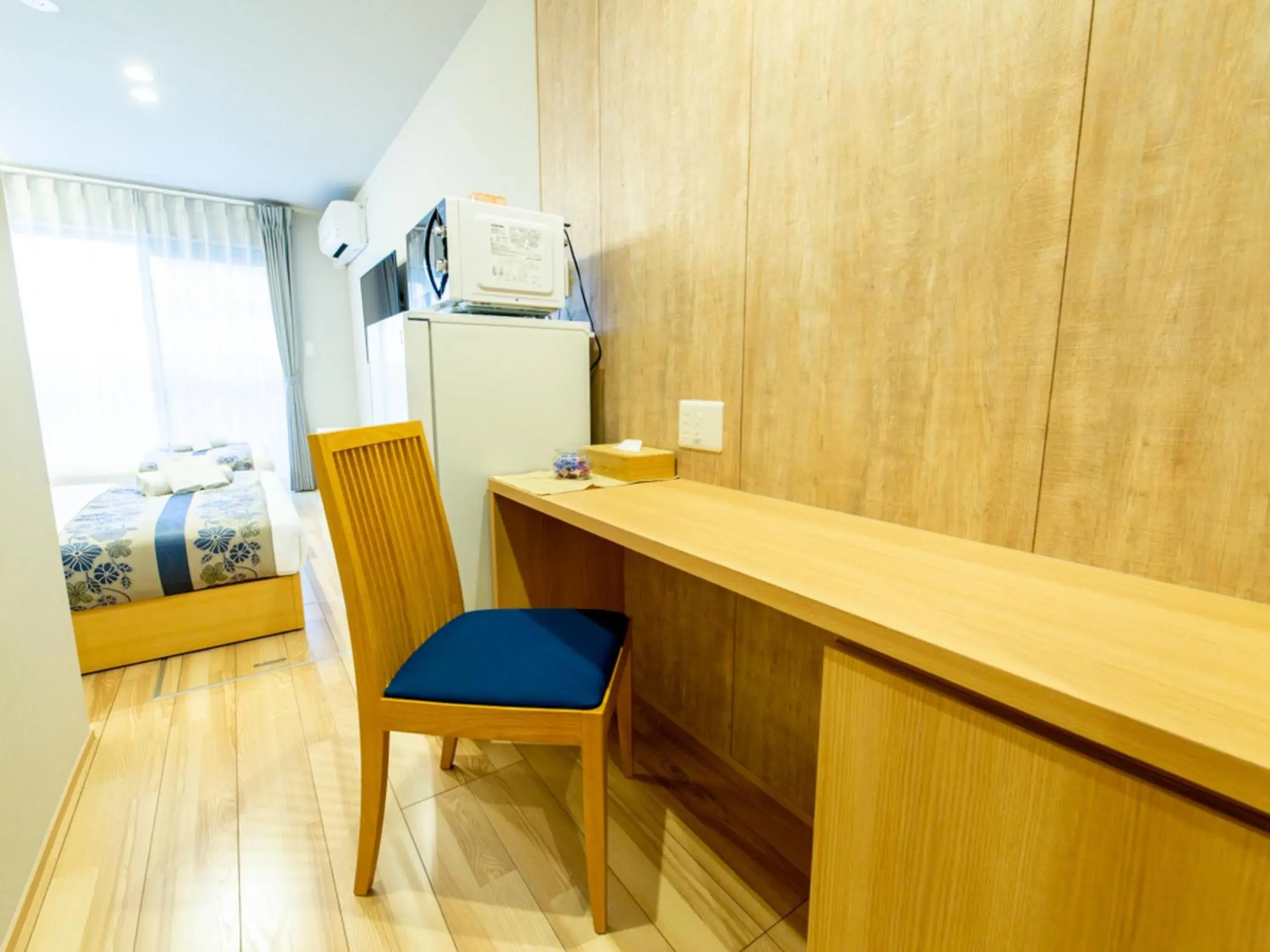 Photo of the whole room in GRAND BASE Hiroshima Hikarimachi Photo of the whole room in GRAND BASE Hiroshima Hikarimachi