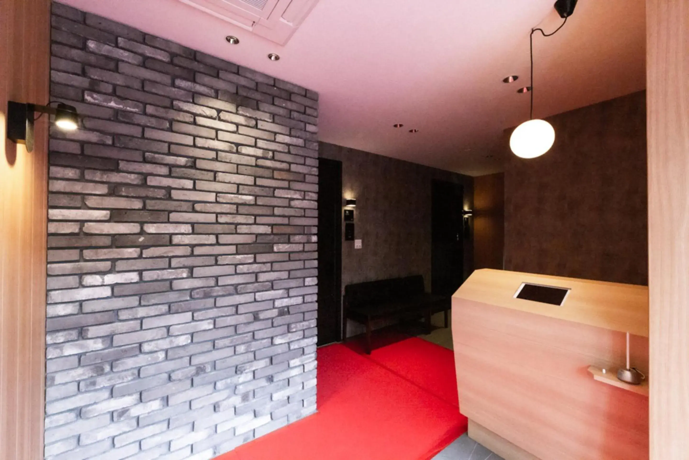 Lobby or reception in GRAND BASE Hiroshima Hikarimachi Lobby or reception in GRAND BASE Hiroshima Hikarimachi