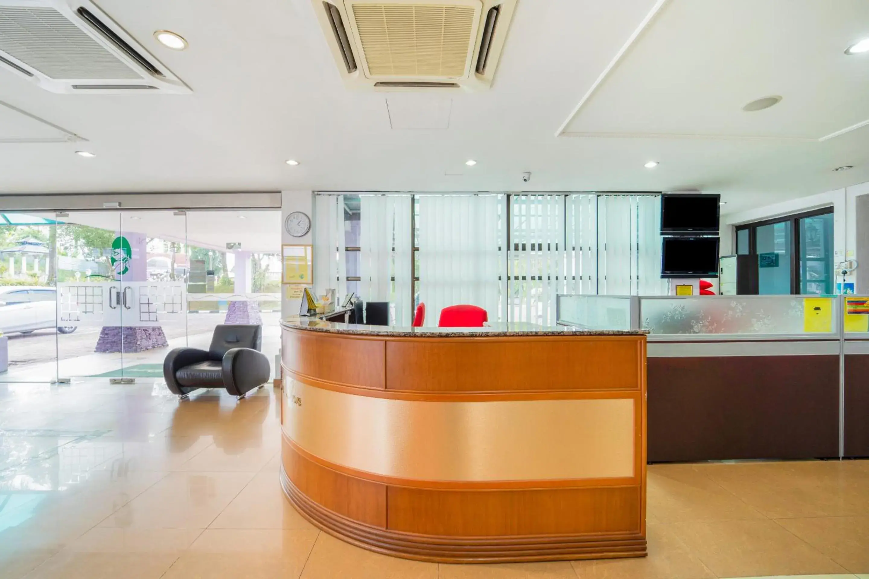 Lobby or reception in Hotel O Kulim Inn Lobby or reception in Hotel O Kulim Inn