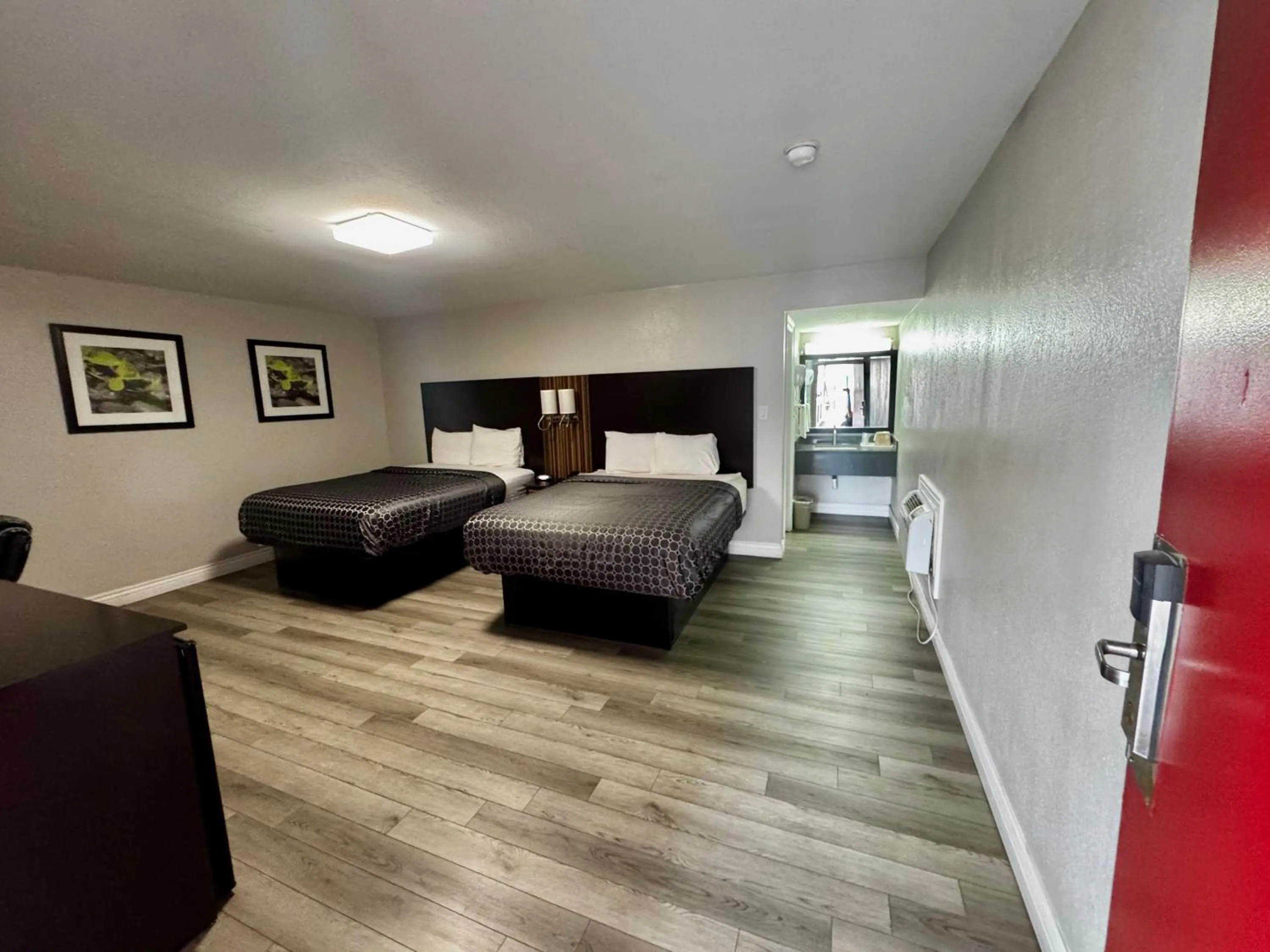 Bed in Americas Best Value Inn Ponca City