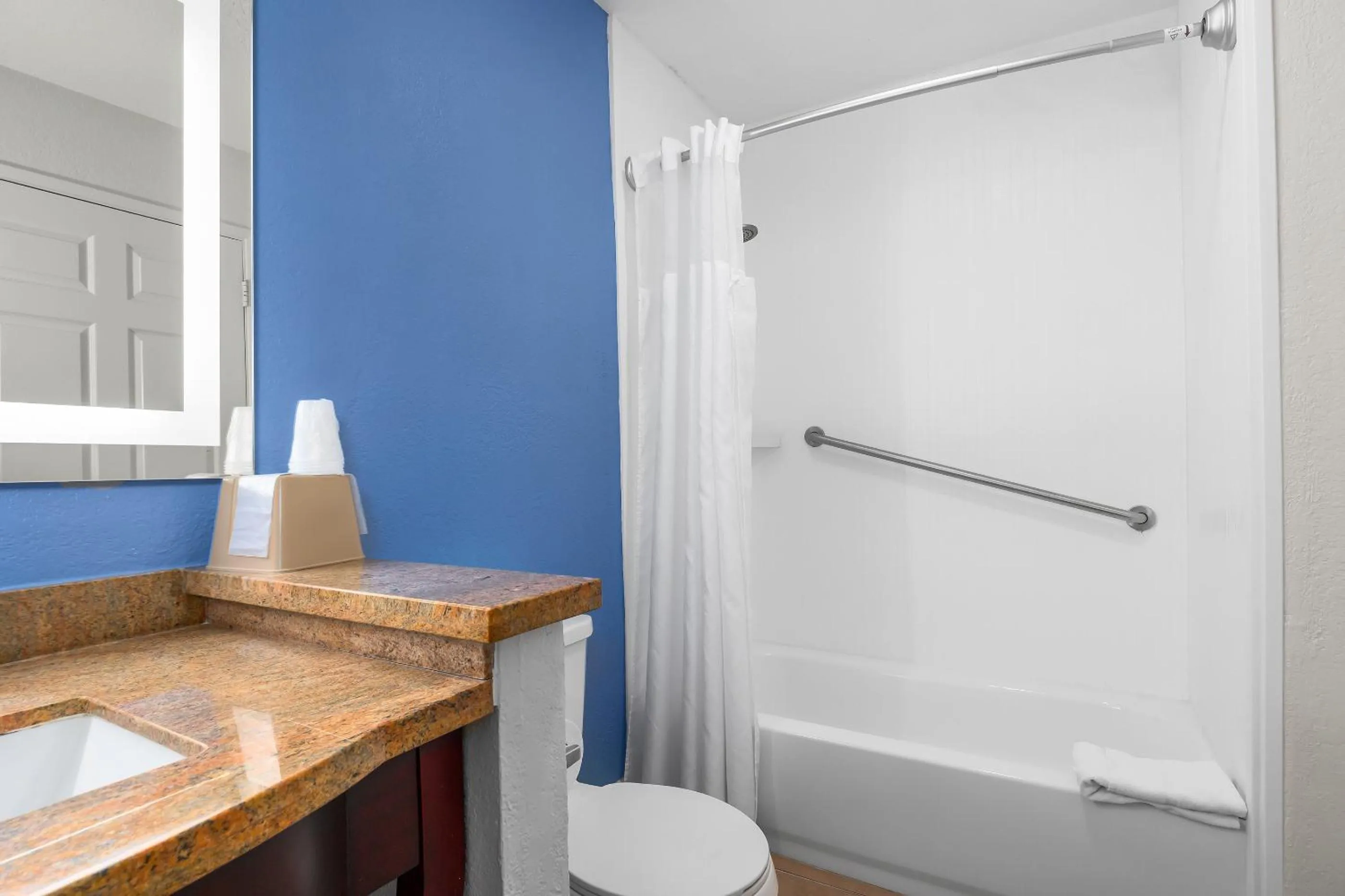 Bath in Hotel Solares