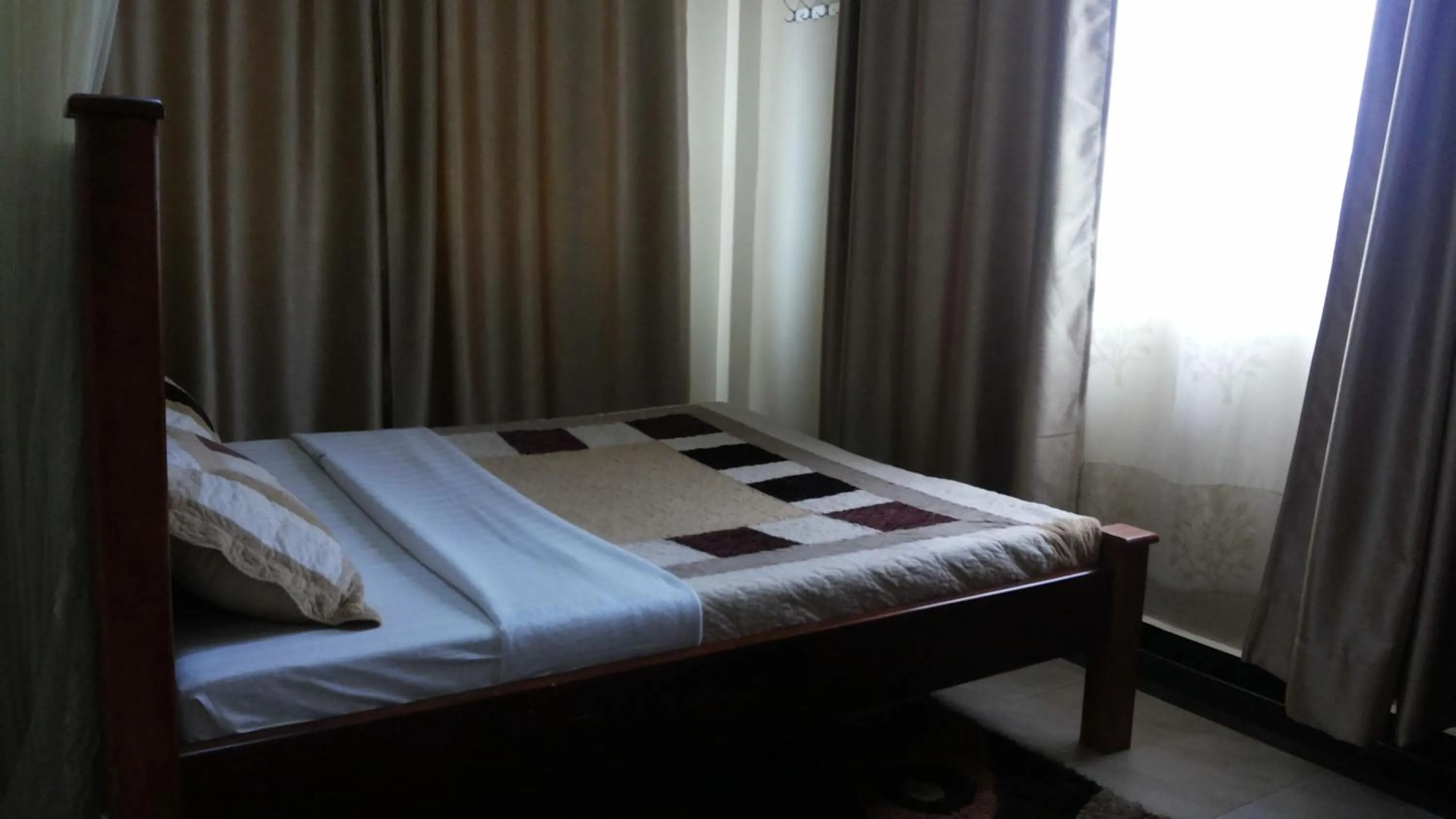 Bedroom in Hotel Good News