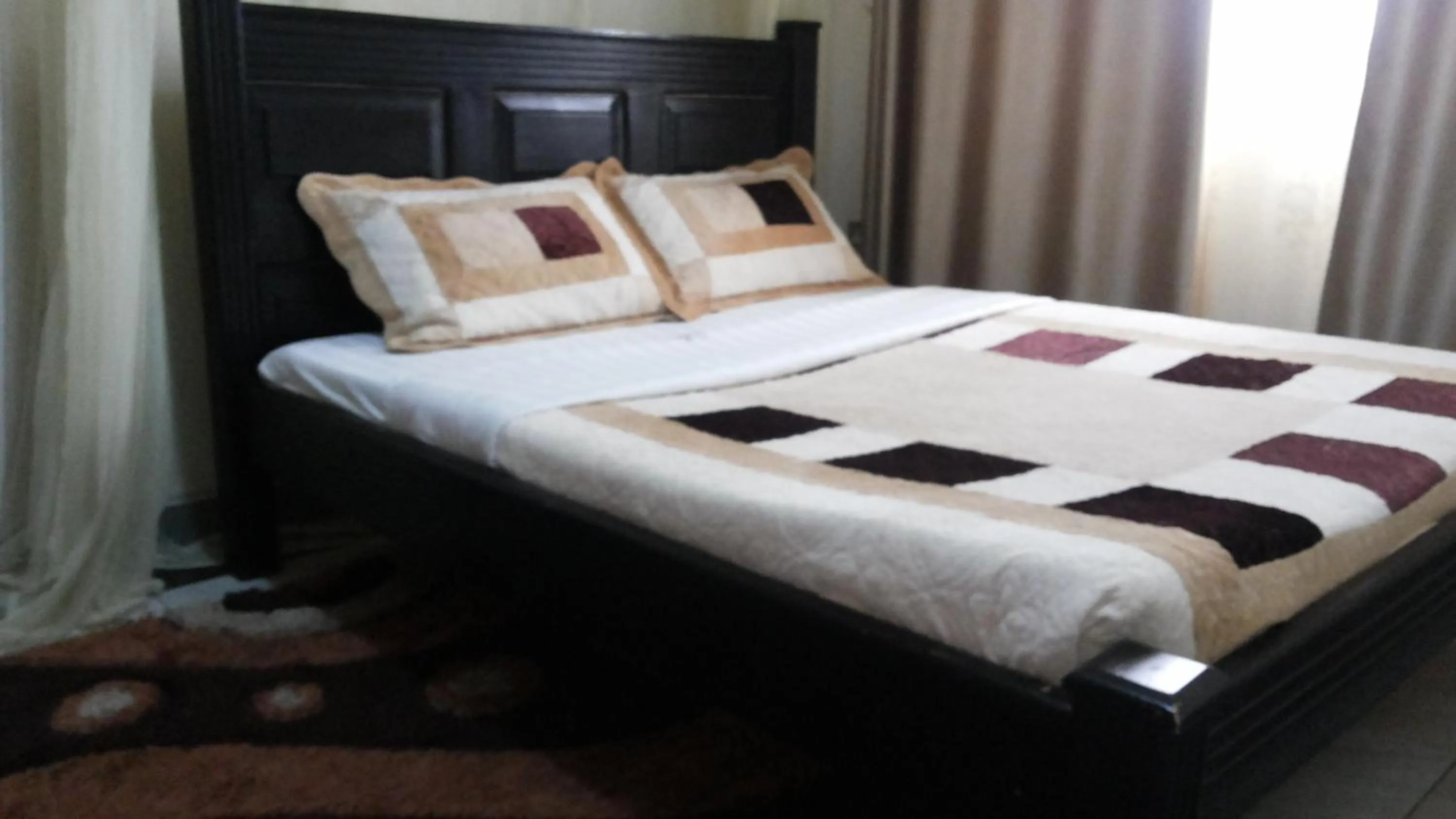 Bedroom in Hotel Good News