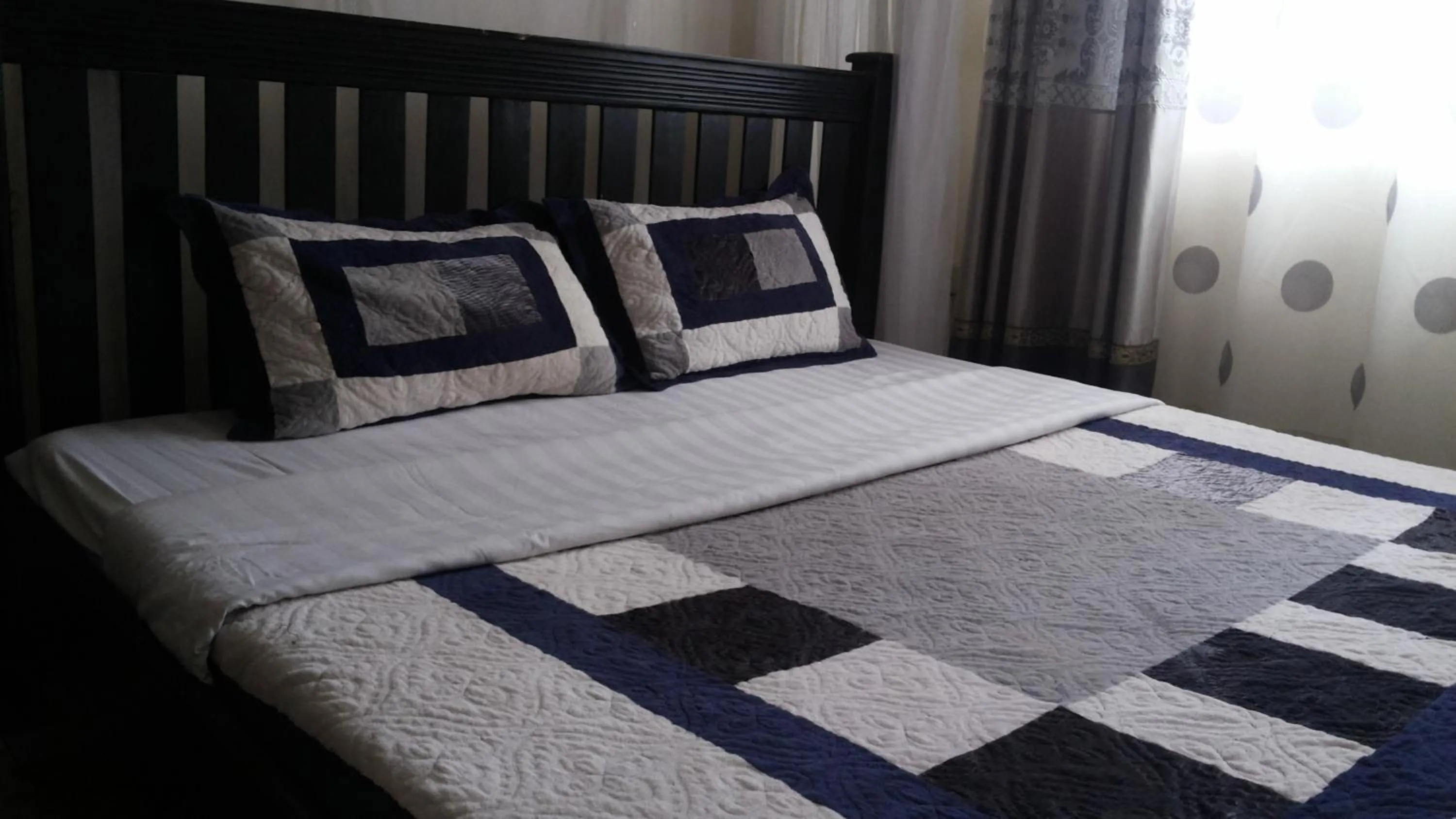 Bedroom in Hotel Good News