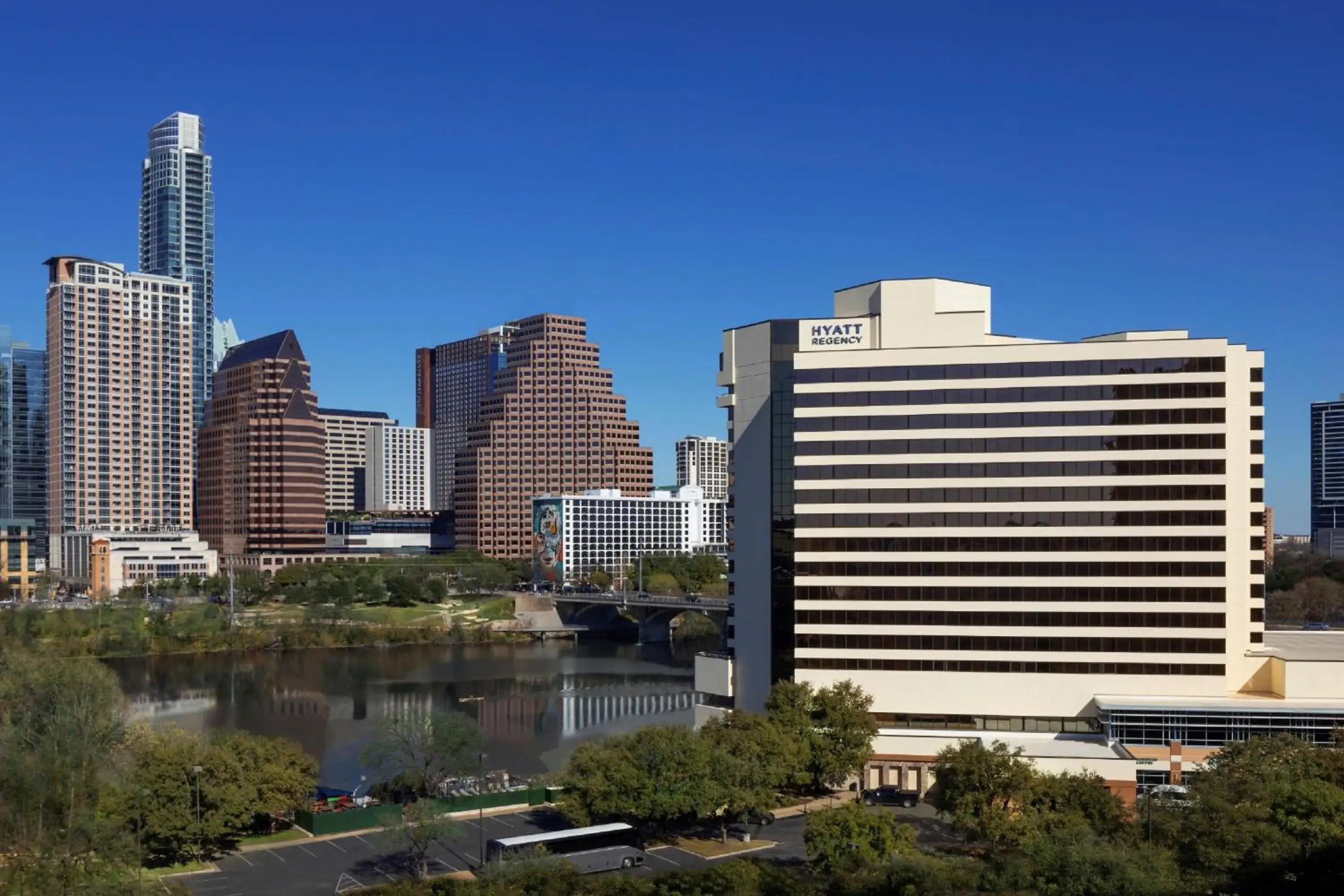 Property building in Hyatt Regency Austin Property building in Hyatt Regency Austin