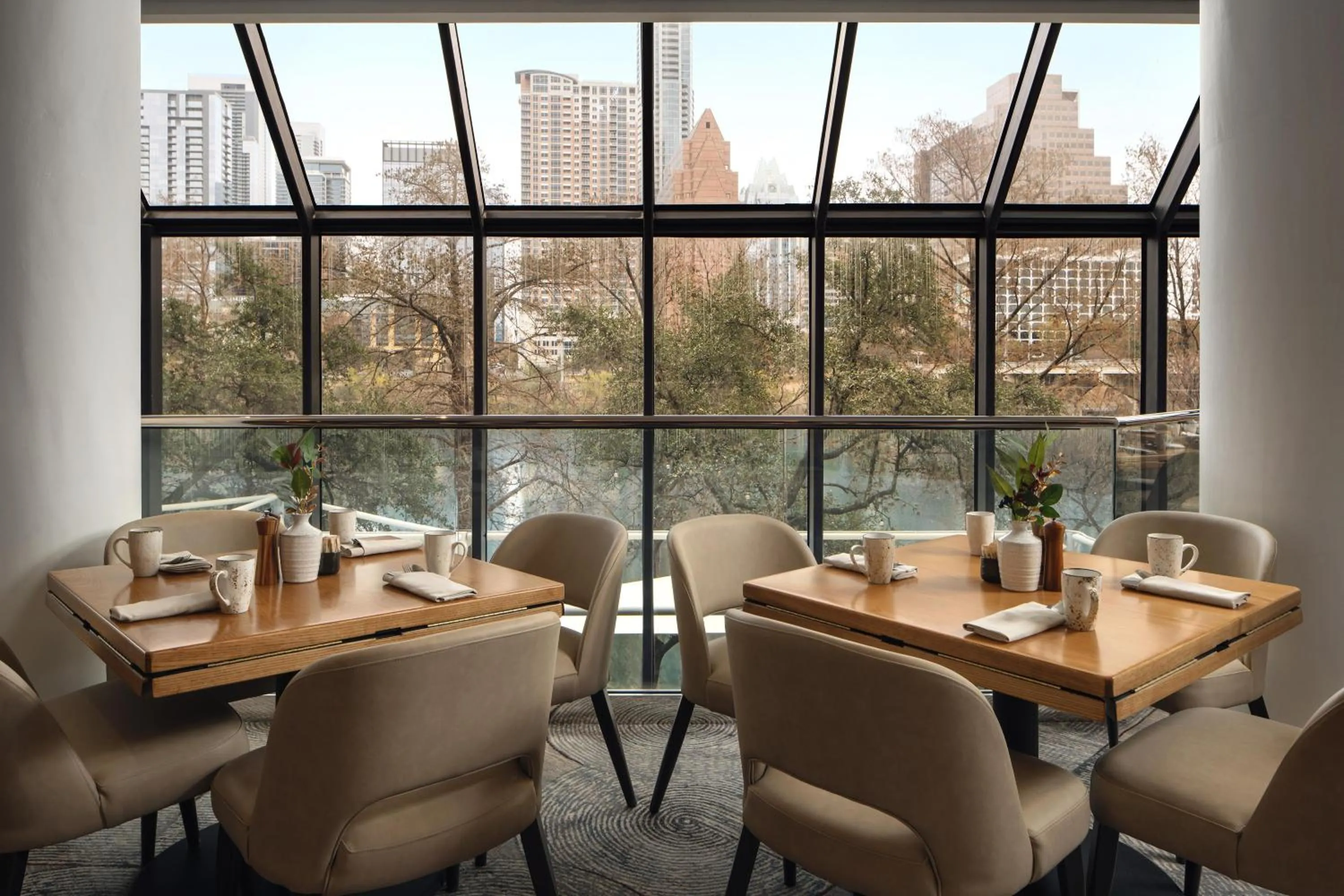 Restaurant/places to eat in Hyatt Regency Austin