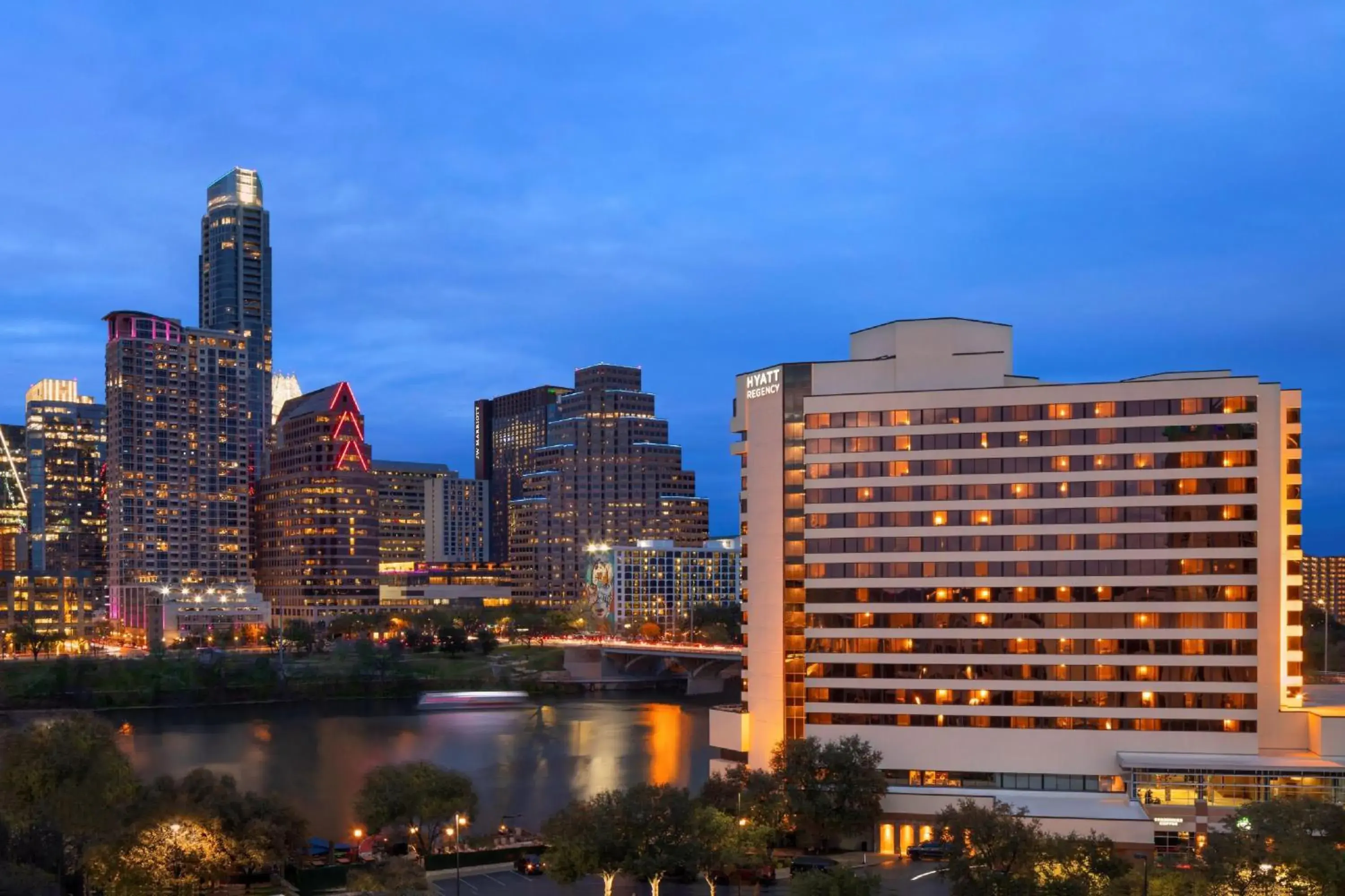 Property building in Hyatt Regency Austin Property building in Hyatt Regency Austin