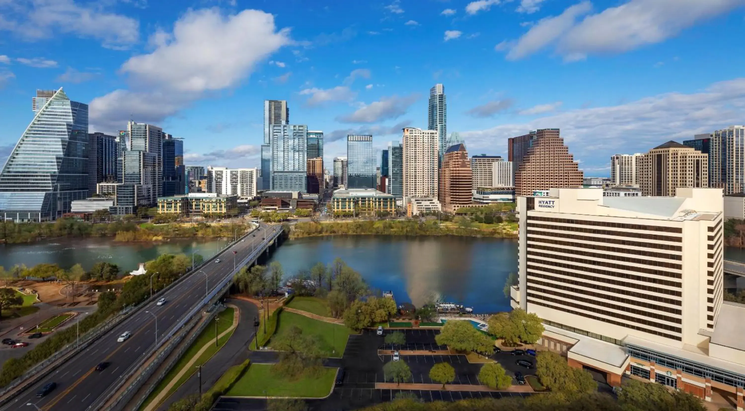 Property building in Hyatt Regency Austin Property building in Hyatt Regency Austin