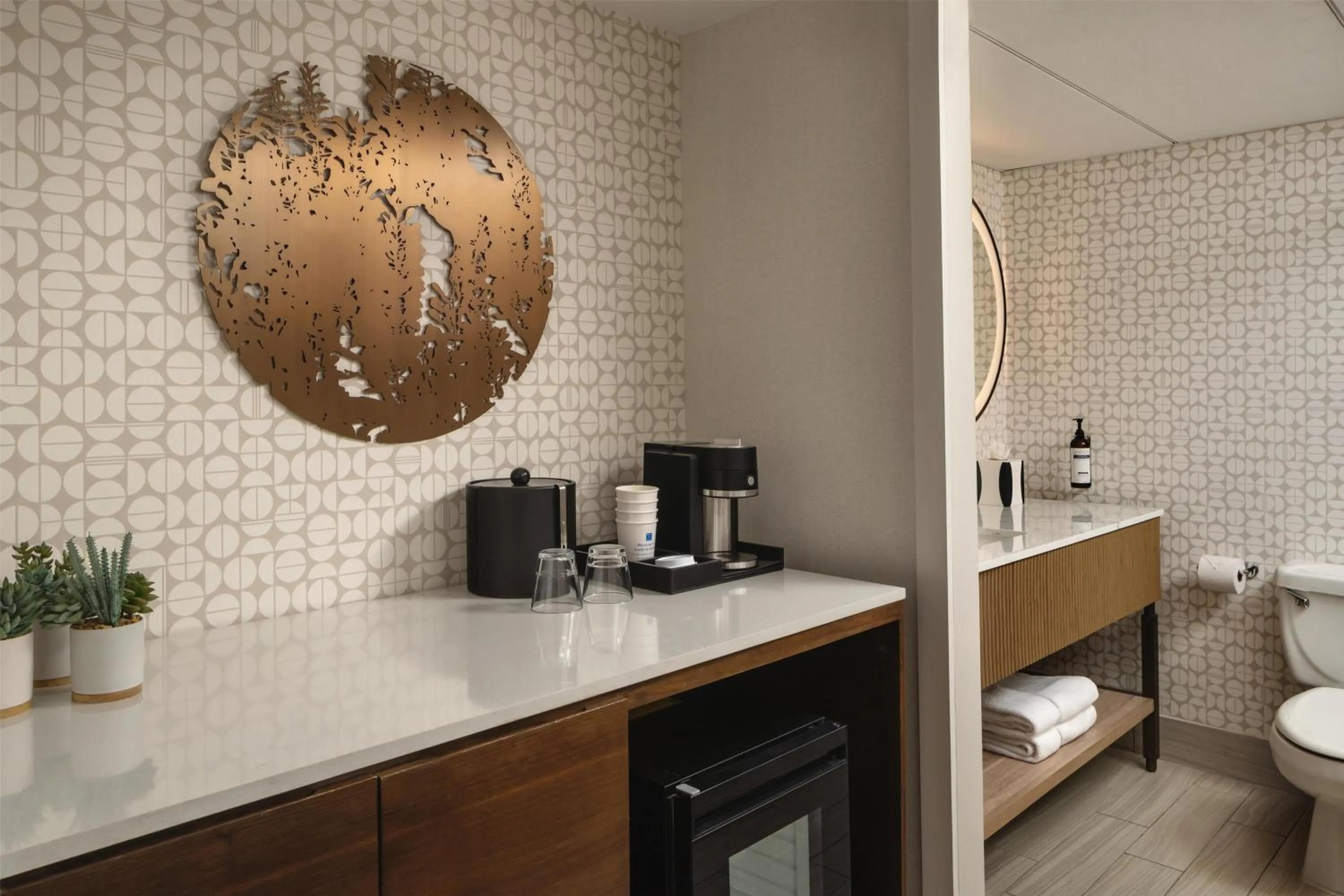 Coffee/tea facilities in Hyatt Regency Austin