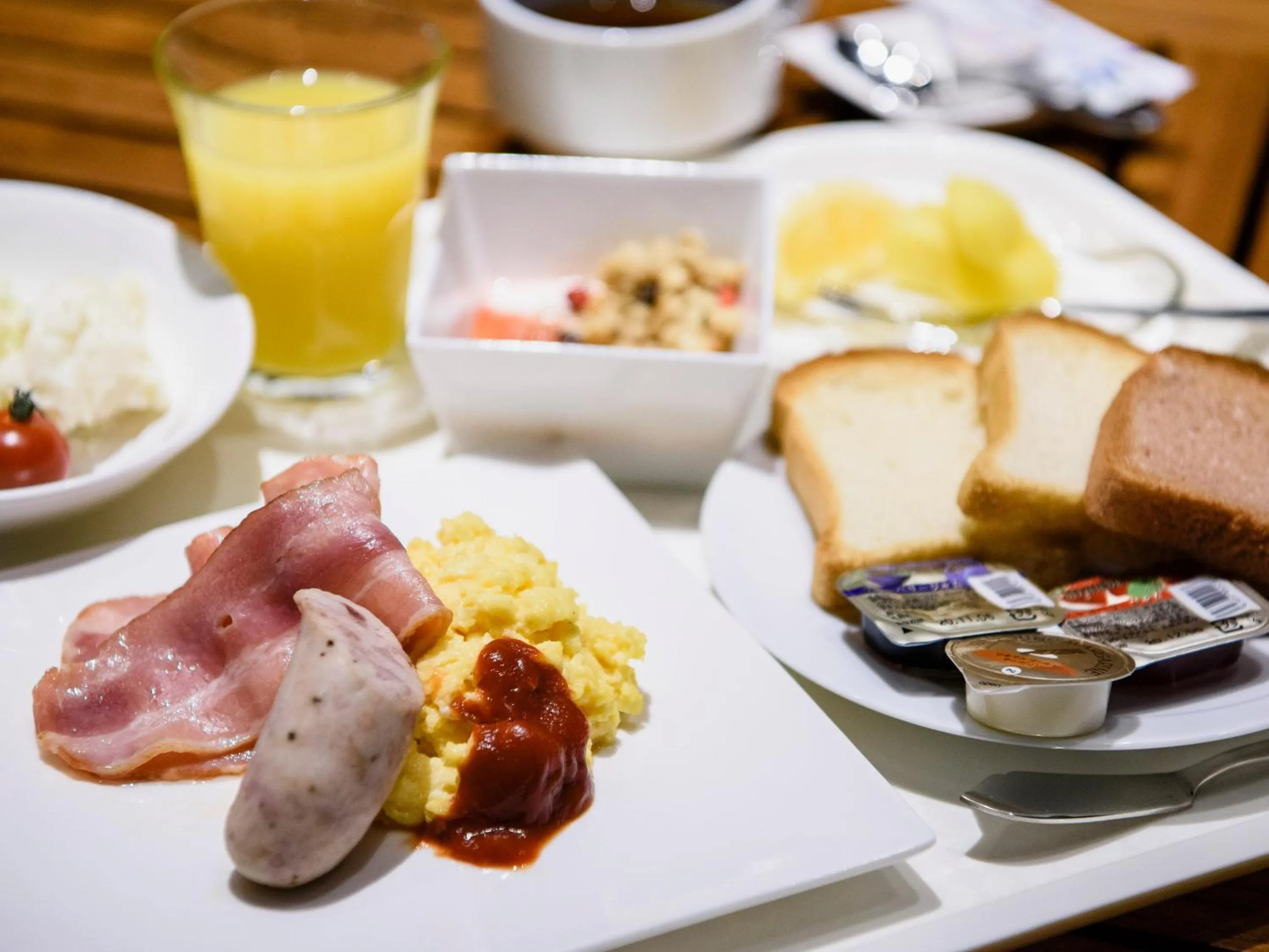 Breakfast in Meguroholic Hotel