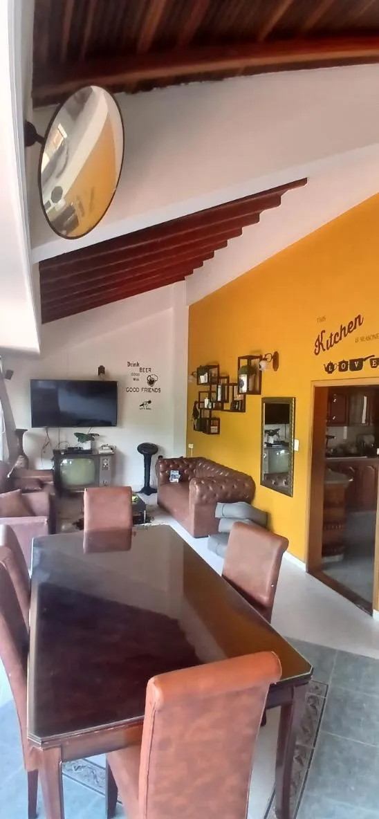 Dining area in Sam'S VIP Hostel San Gil