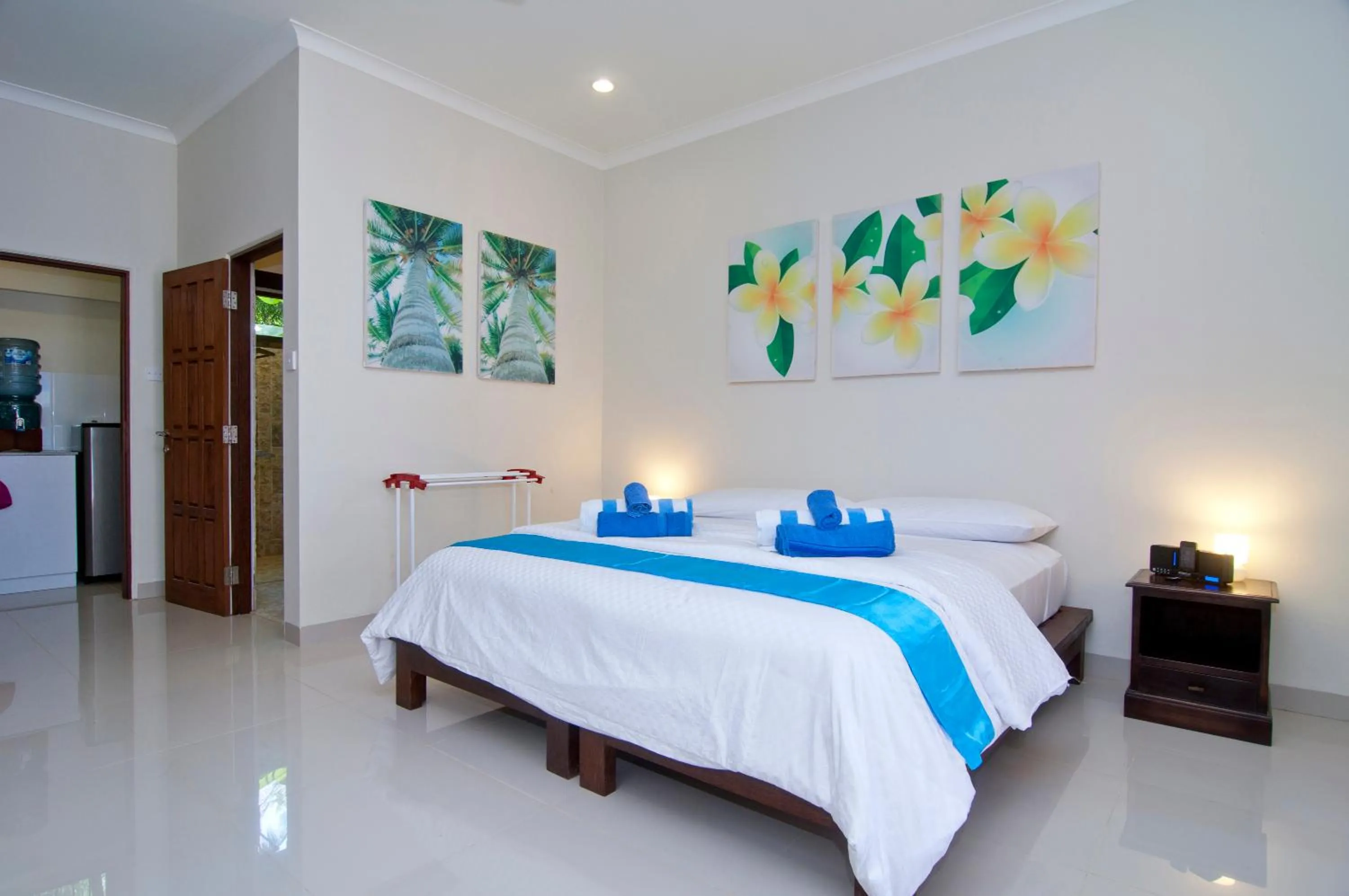 Bed in Lovina Oasis Hotel