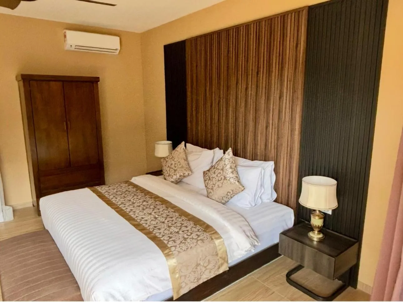 Bed in The Paddy Field - Private Pool Villas