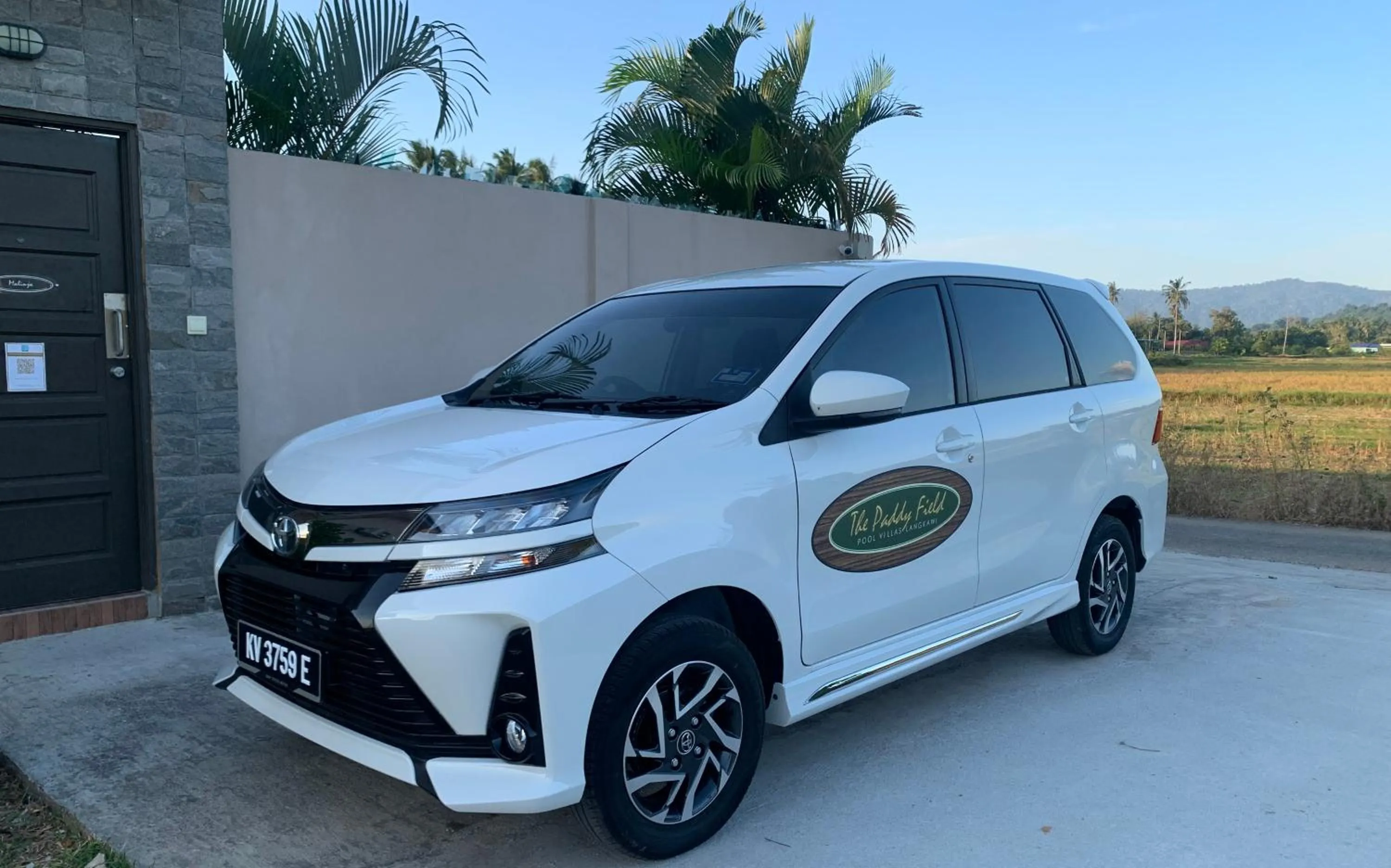 Parking in The Paddy Field - Private Pool Villas