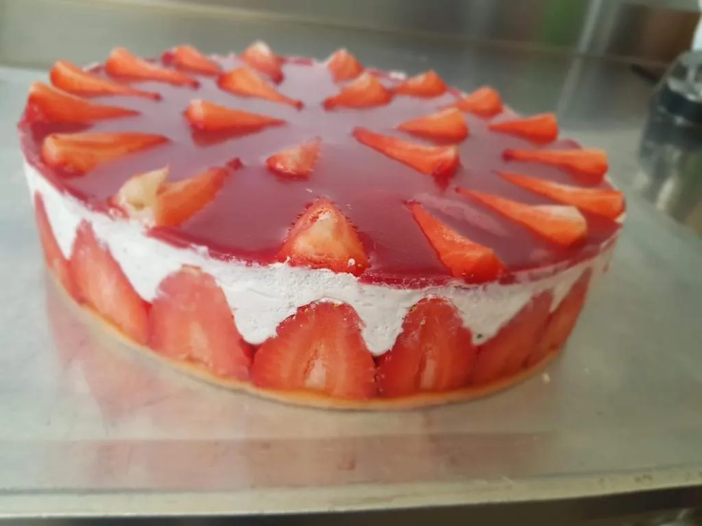 Food in Logis Hôtel Restaurant Les Aubuns