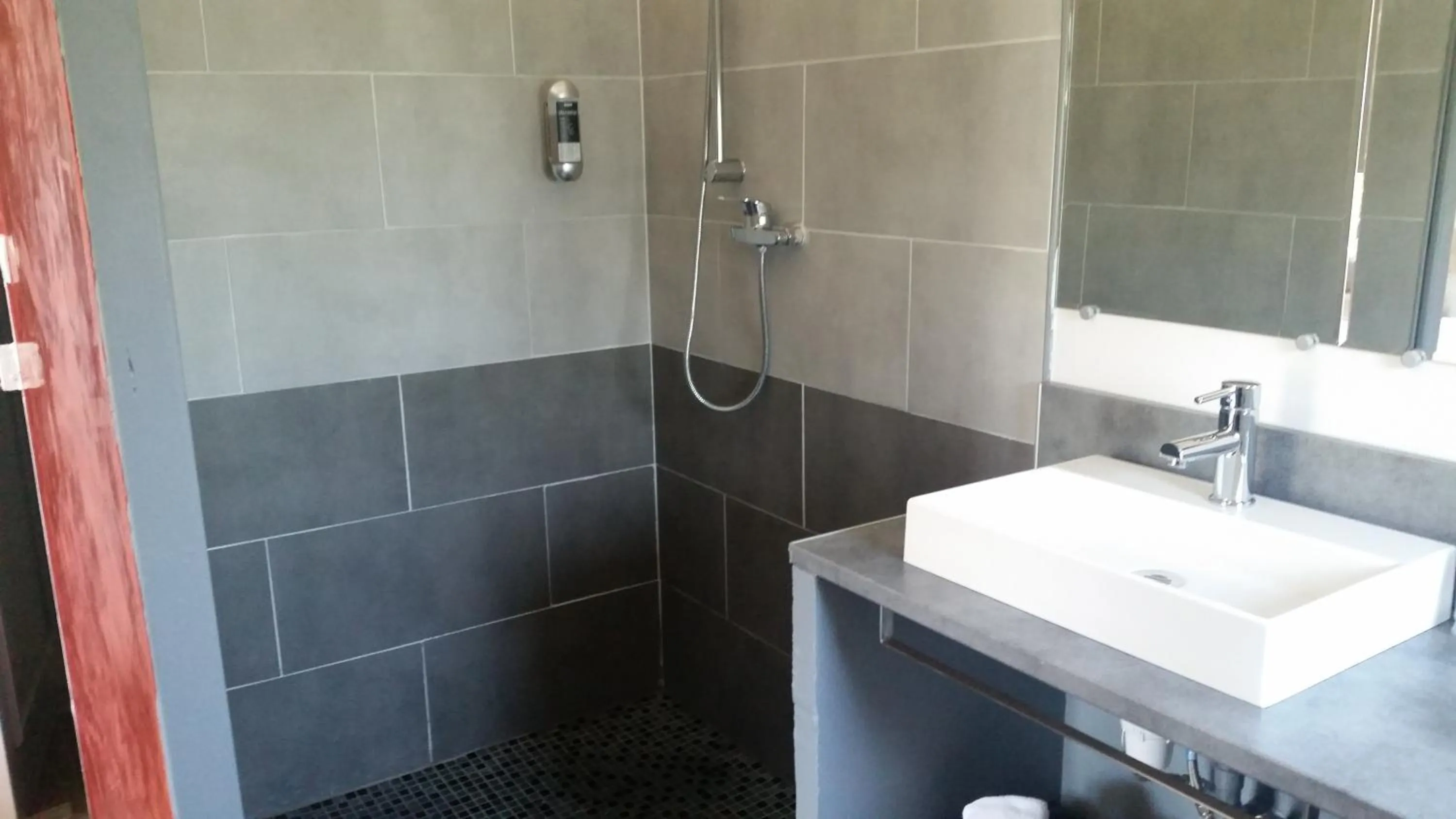 Bedroom in Logis Hôtel Restaurant Les Aubuns