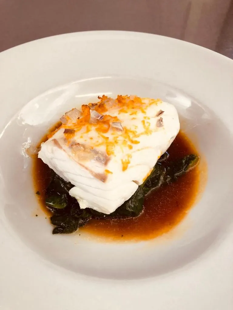 Food and drinks in Logis Hôtel Restaurant Les Aubuns