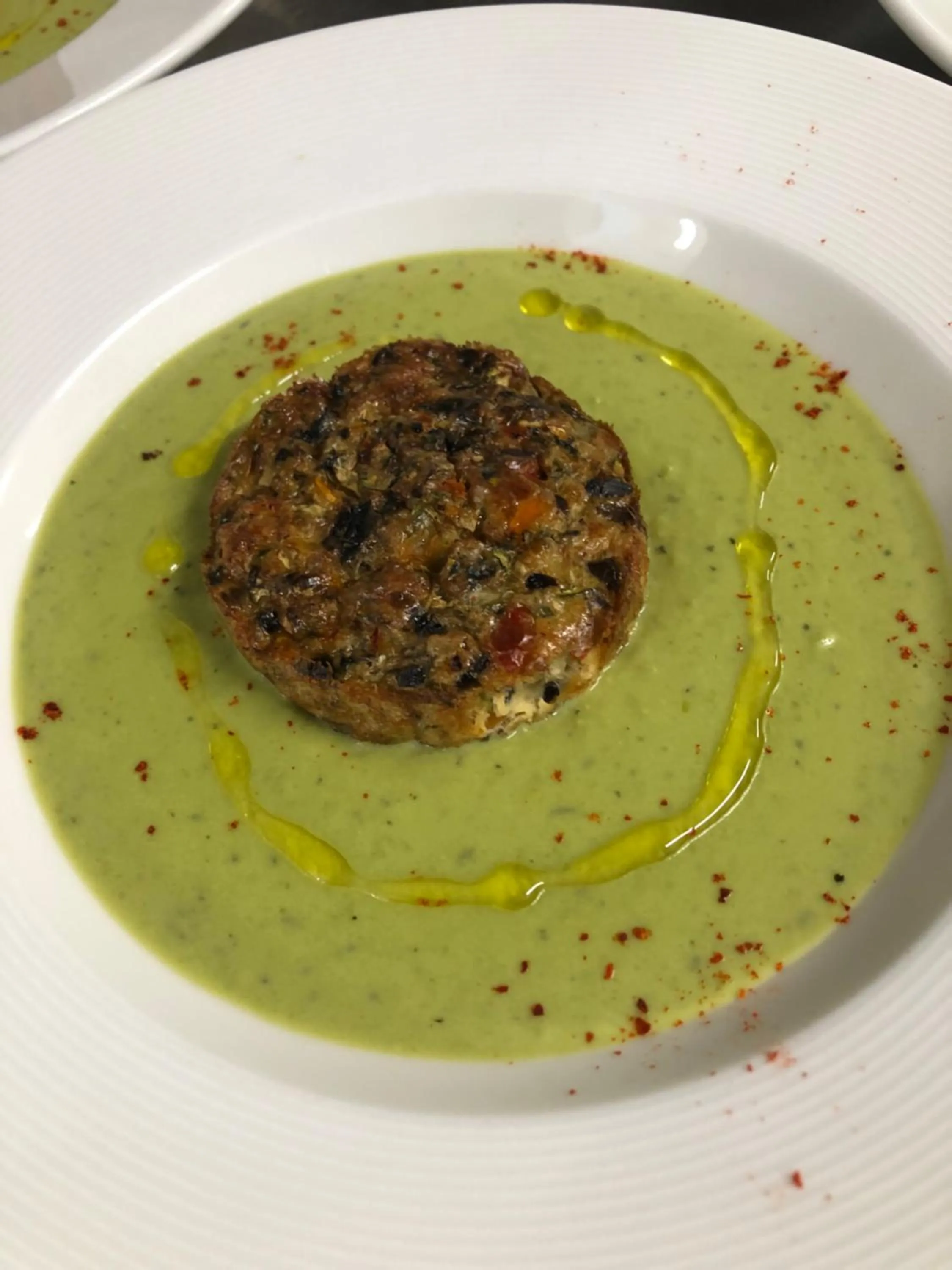 Food in Logis Hôtel Restaurant Les Aubuns