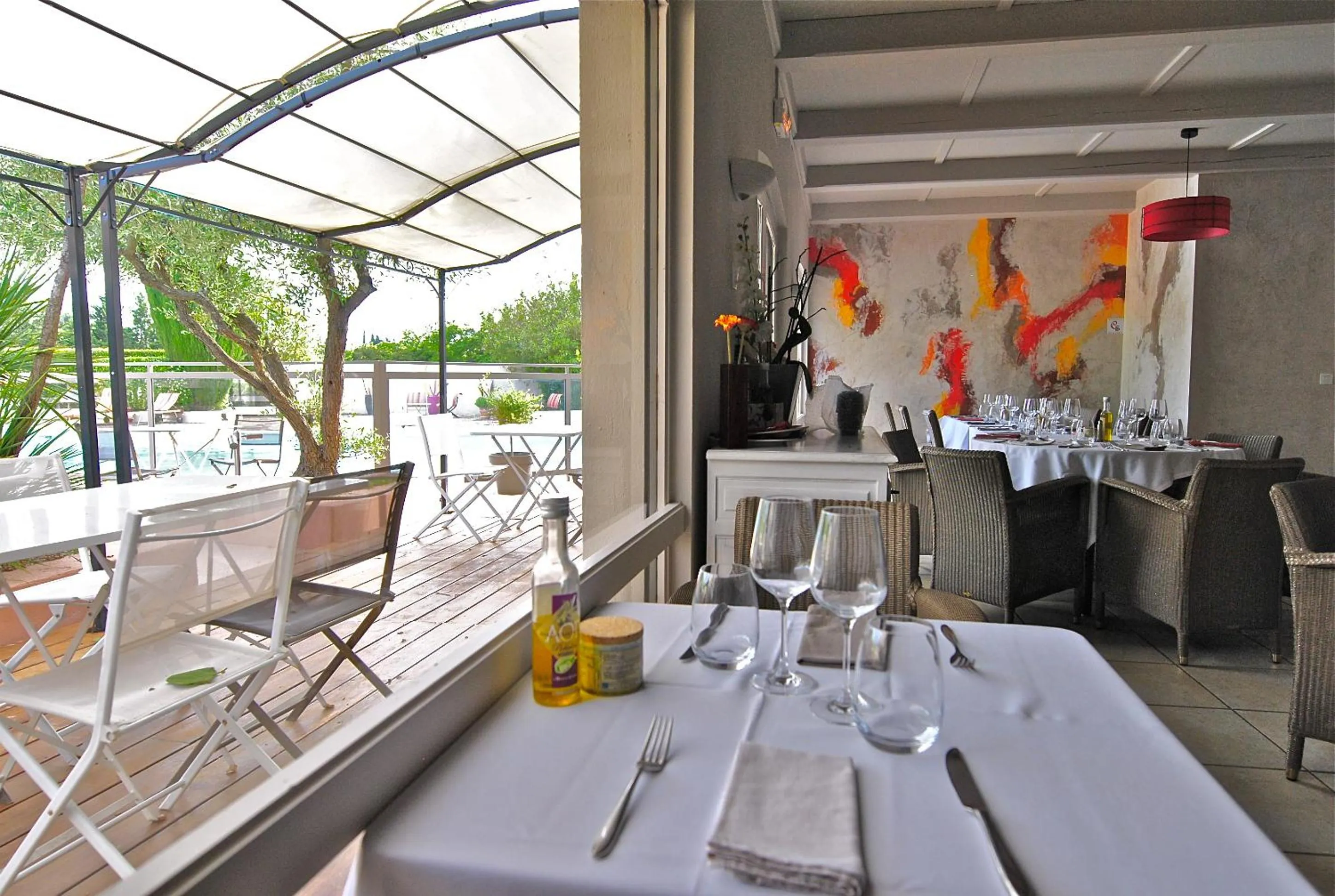 Restaurant/places to eat in Logis Hôtel Restaurant Les Aubuns