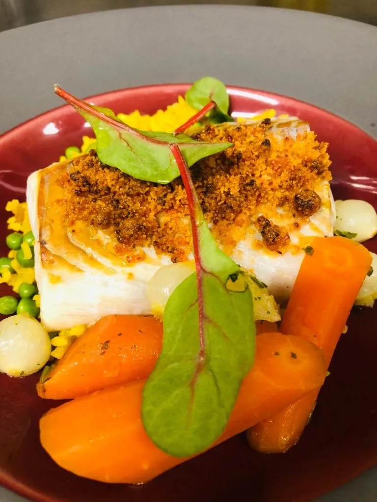 Food and drinks in Logis Hôtel Restaurant Les Aubuns