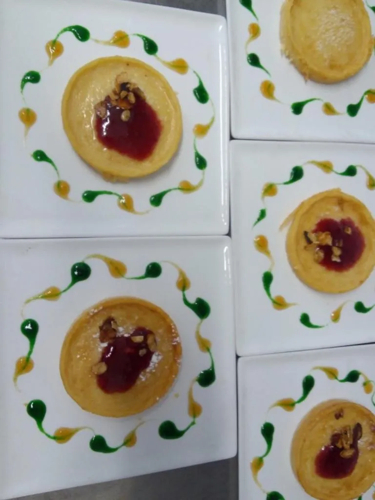 Food and drinks in Logis Hôtel Restaurant Les Aubuns