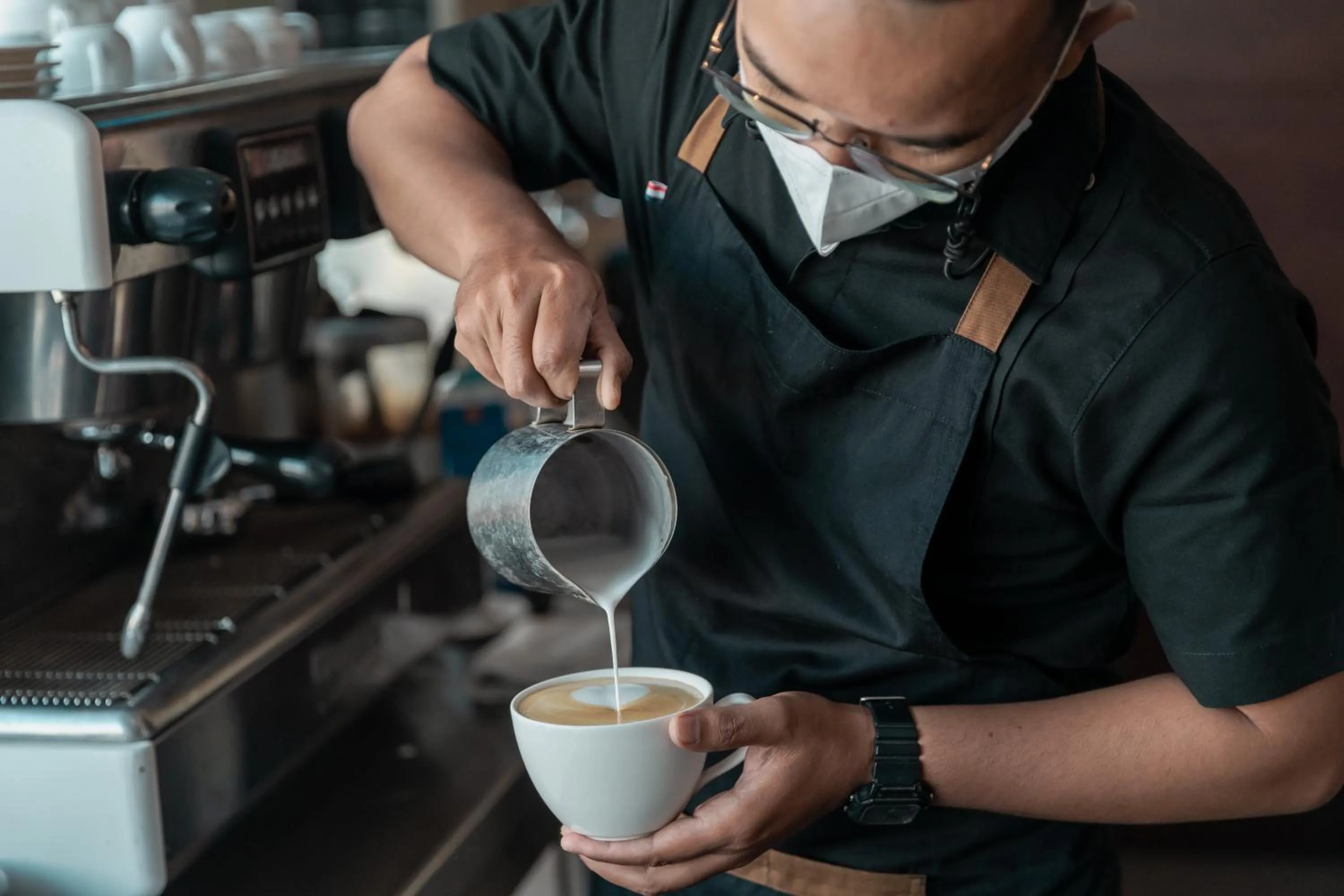Coffee/tea facilities in Four Star by Trans Hotel