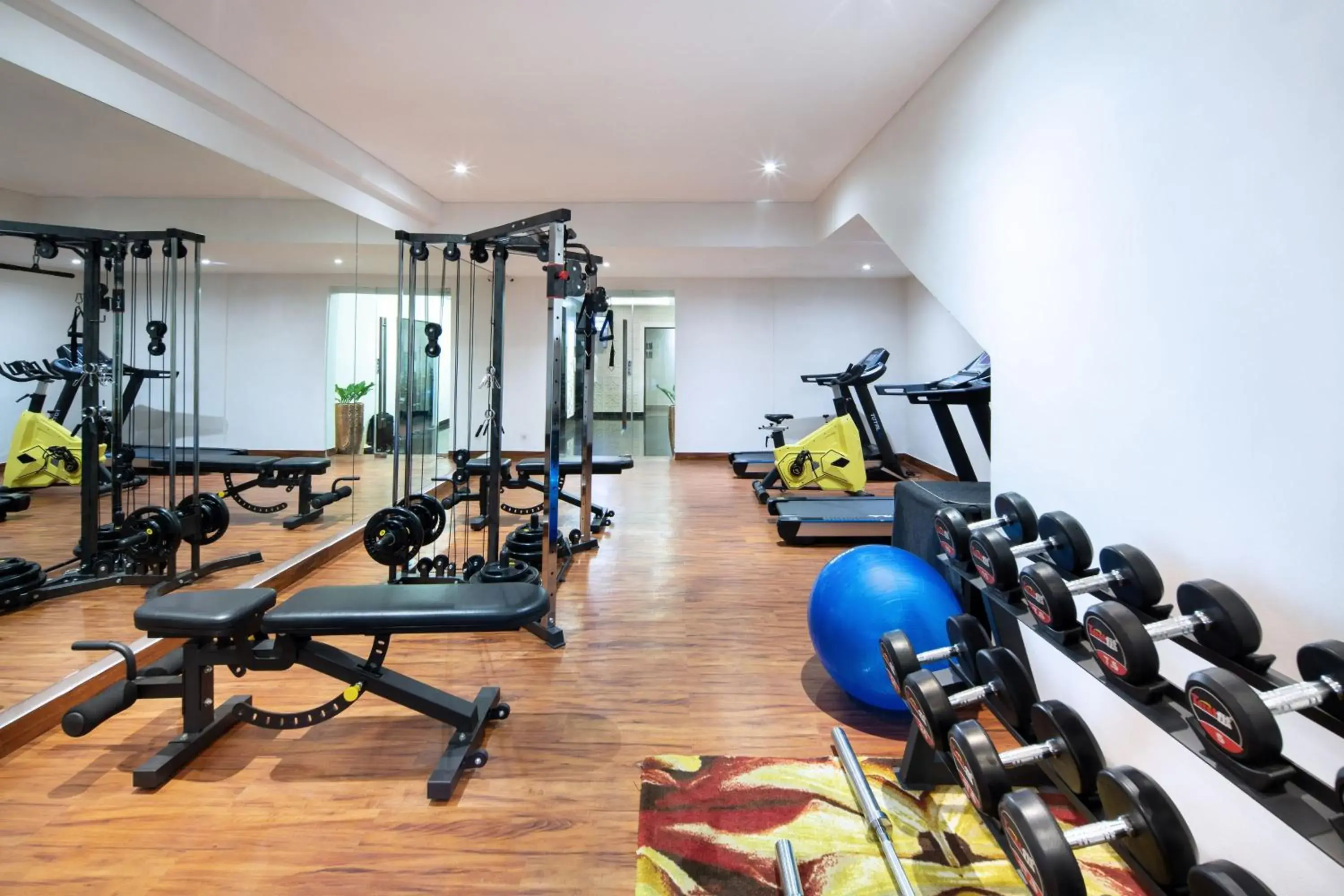 Fitness centre/facilities in Four Star by Trans Hotel Fitness centre/facilities in Four Star by Trans Hotel