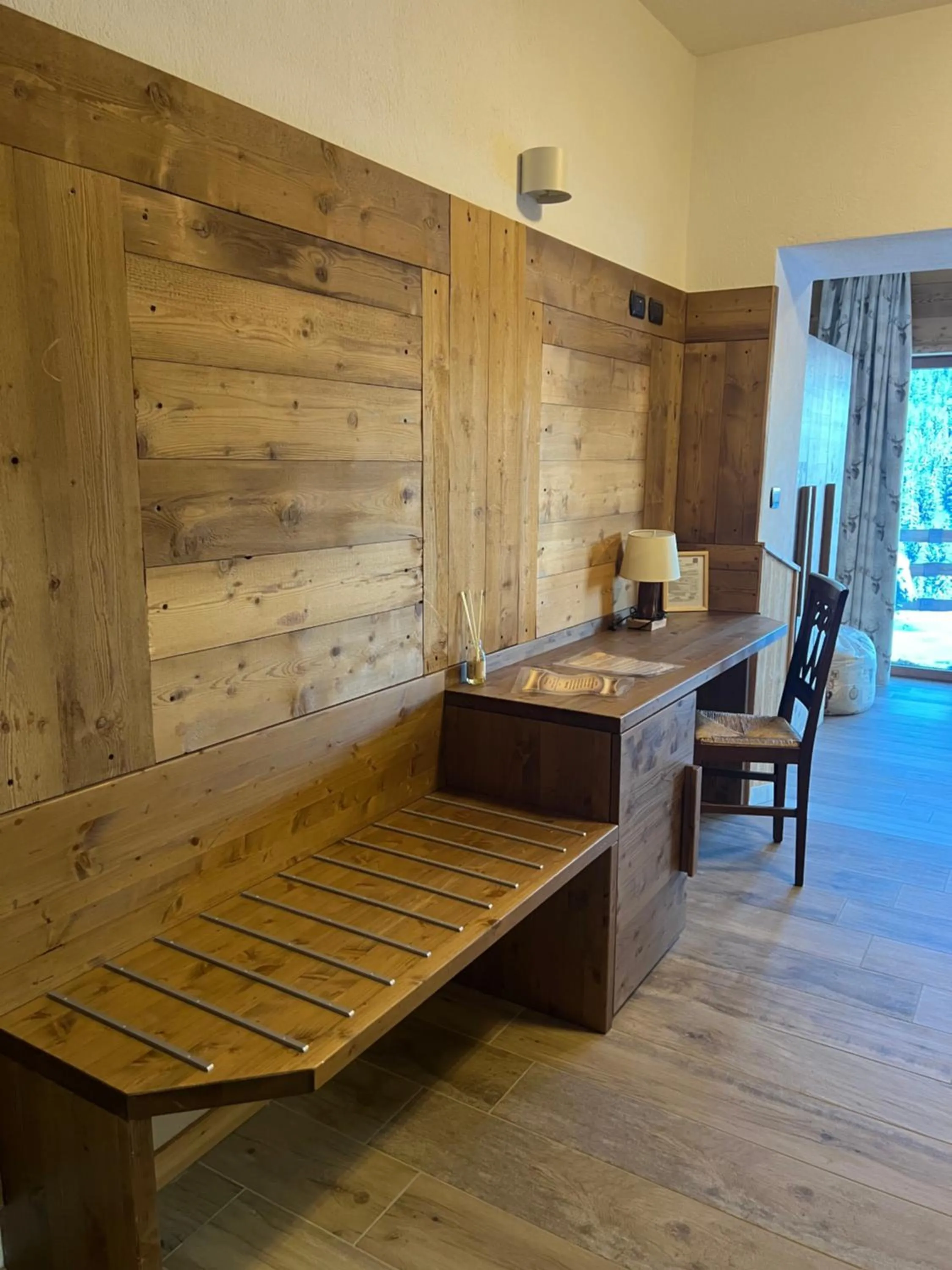 Seating area in Edelweiss Hotel Champoluc