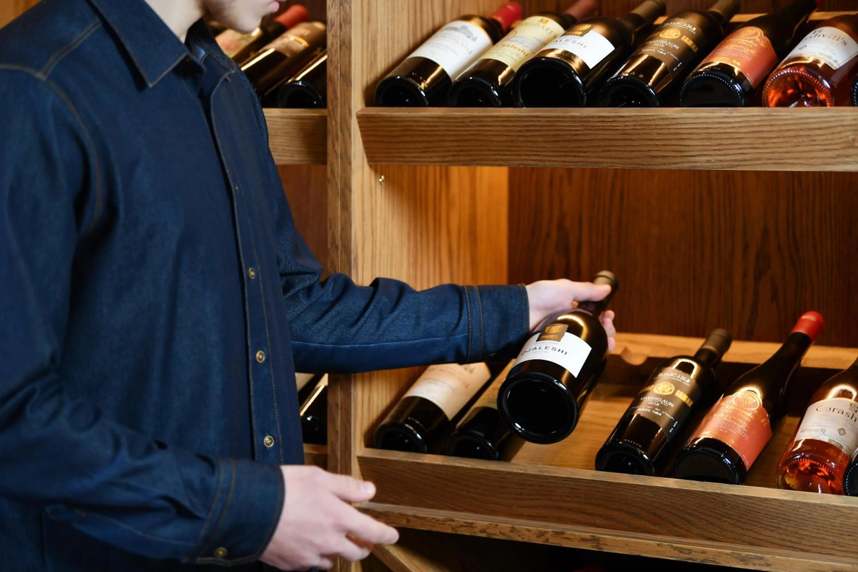 On-site shops in Gudauri Lodge