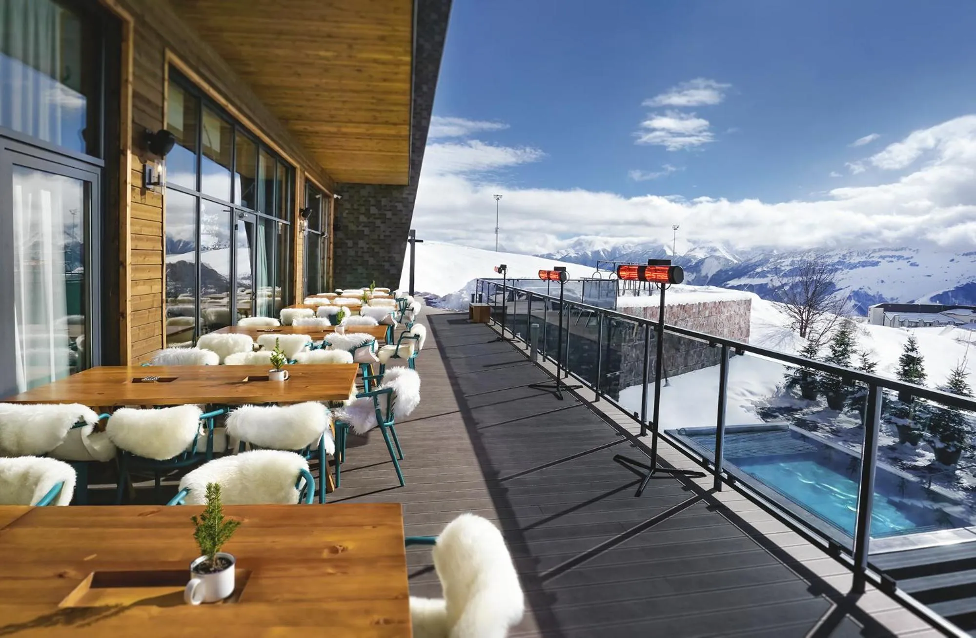 Restaurant/places to eat in Gudauri Lodge