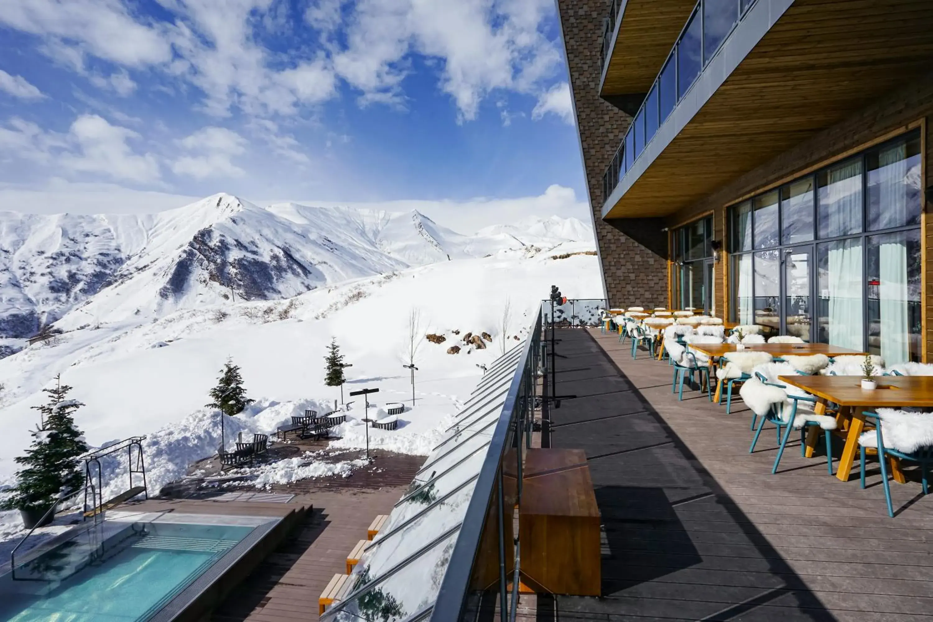 Restaurant/places to eat in Gudauri Lodge Restaurant/places to eat in Gudauri Lodge