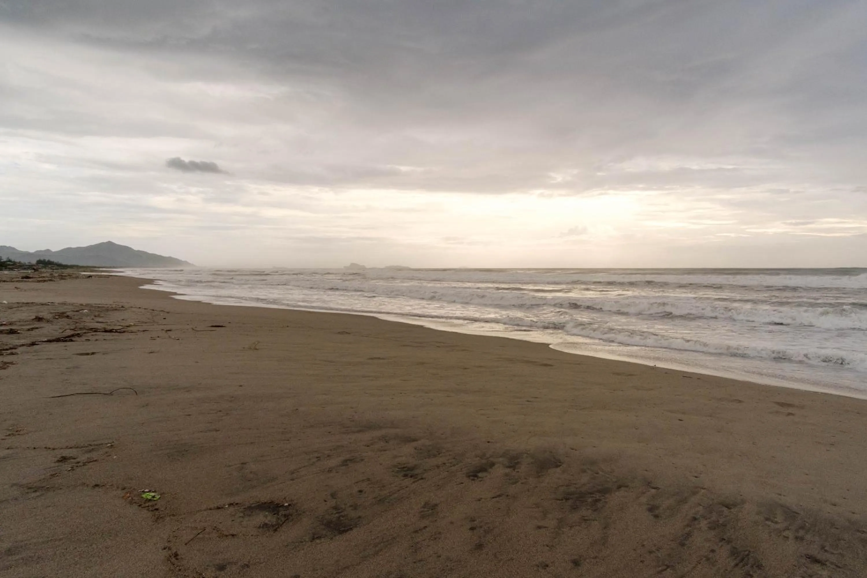 Beach in RedDoorz @ Prince JB Beach Resort Zambales