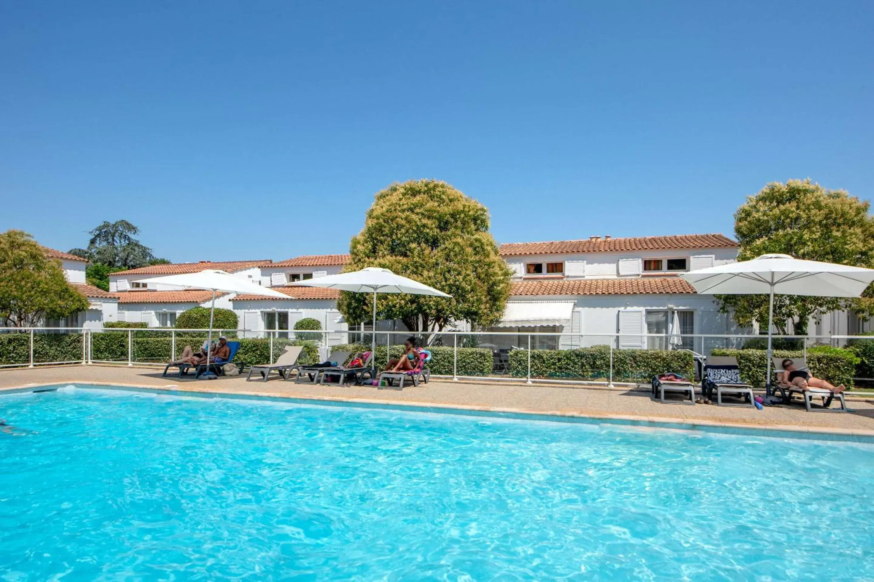 Swimming pool in Comfort Aparthotel Mandelieu la Napoule Village Swimming pool in Comfort Aparthotel Mandelieu la Napoule Village