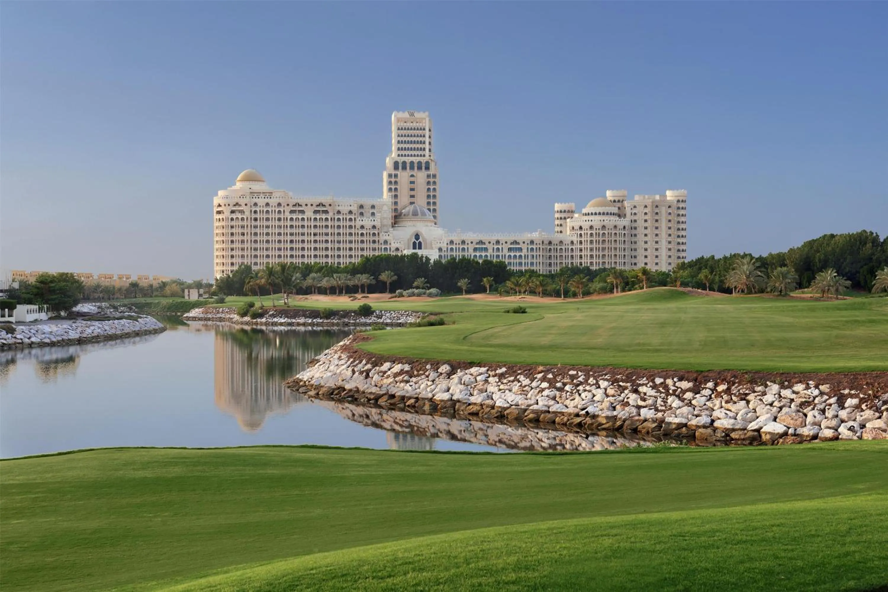 Golfcourse in Waldorf Astoria Ras Al Khaimah