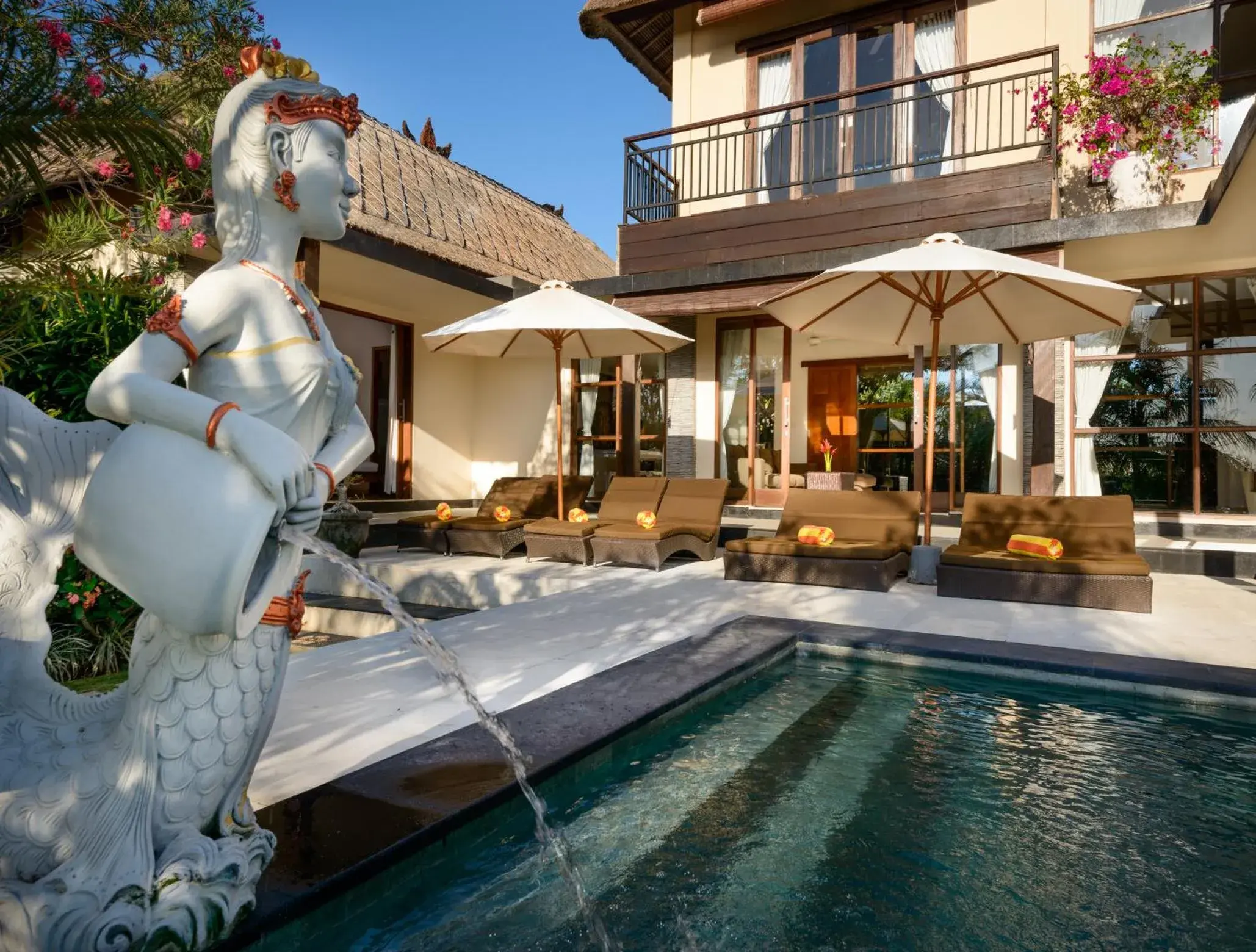 Swimming pool in Balangan Beach Villa Swimming pool in Balangan Beach Villa