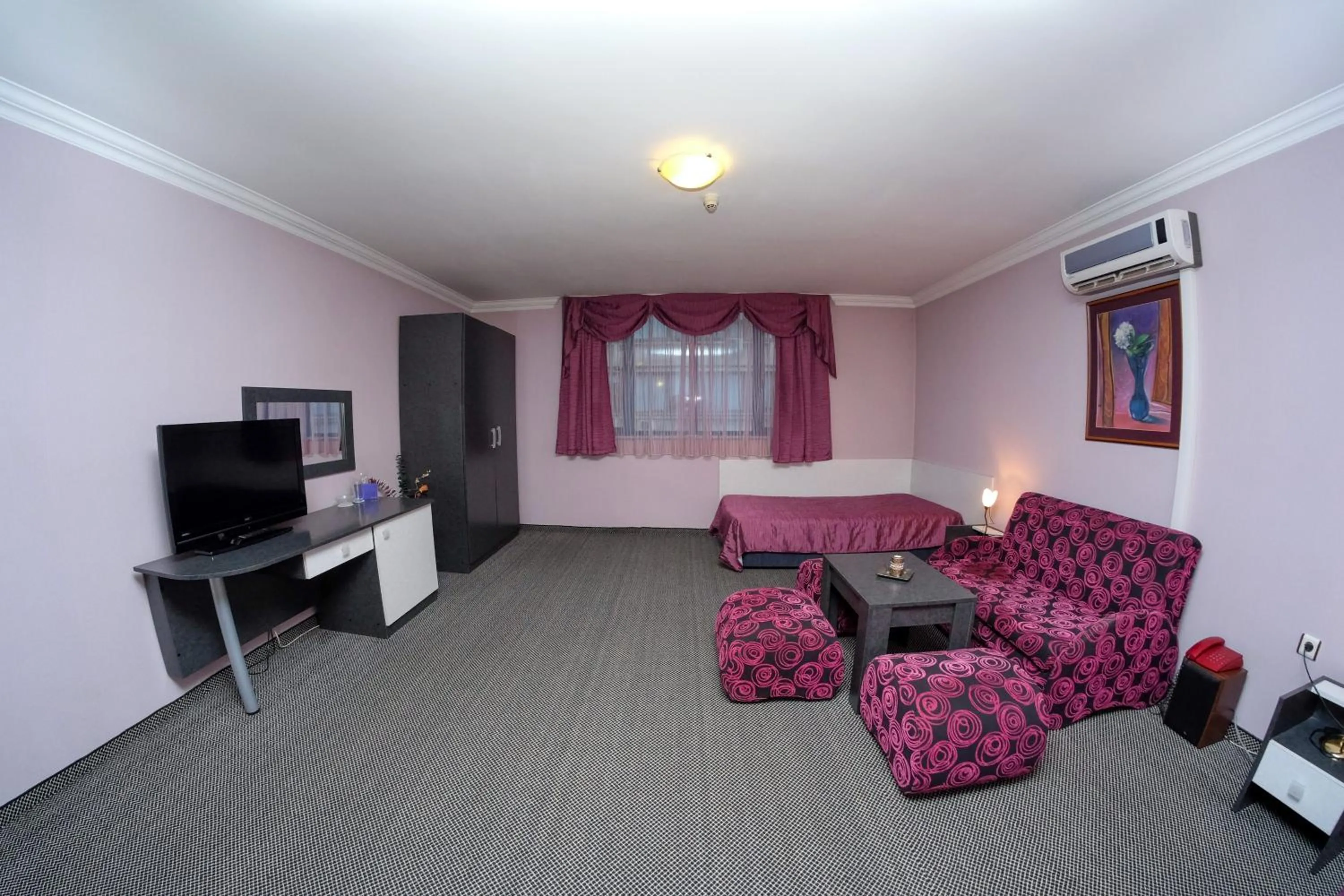 Photo of the whole room in Haskovo Hotel