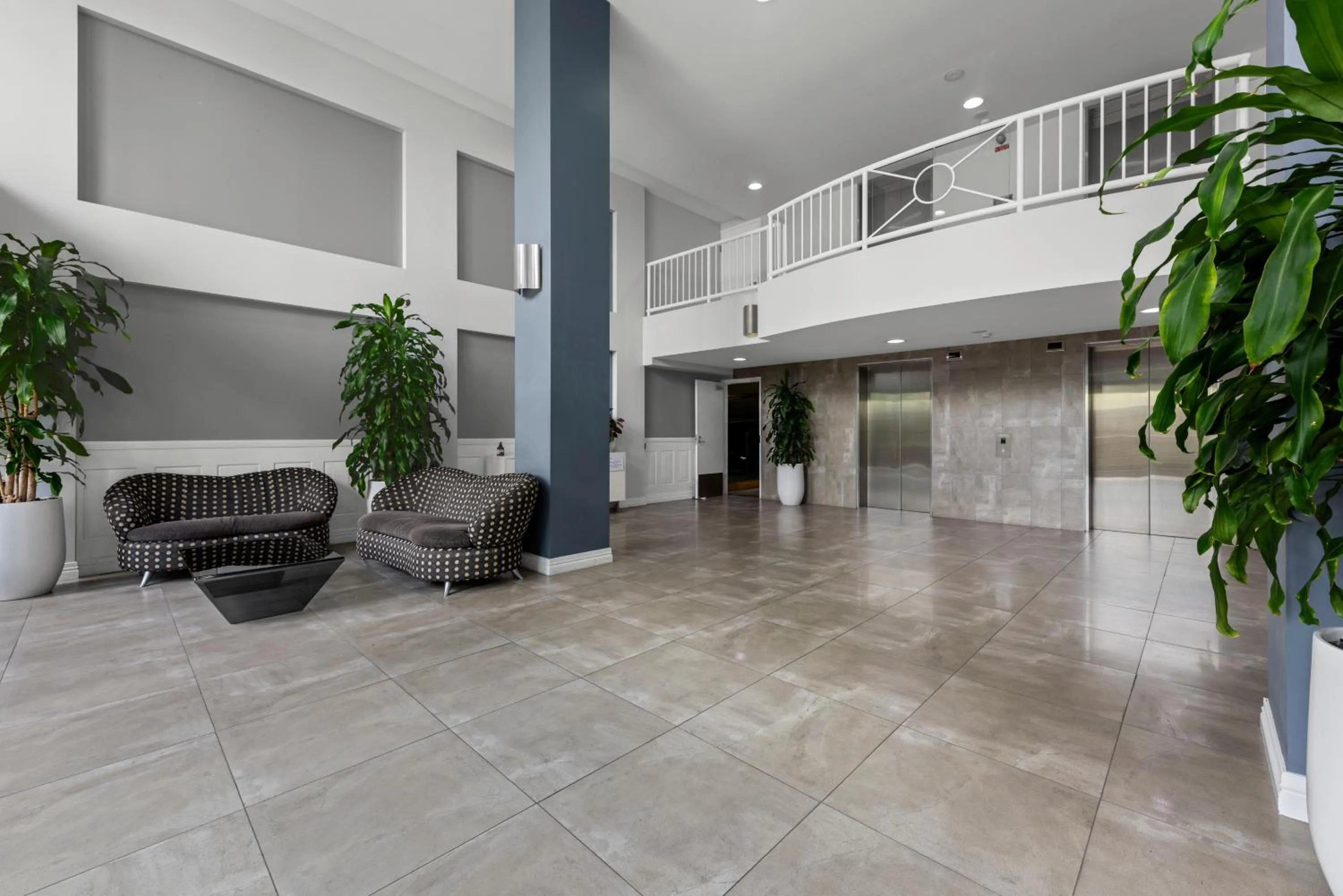 Lobby or reception in The Oasis Apartments