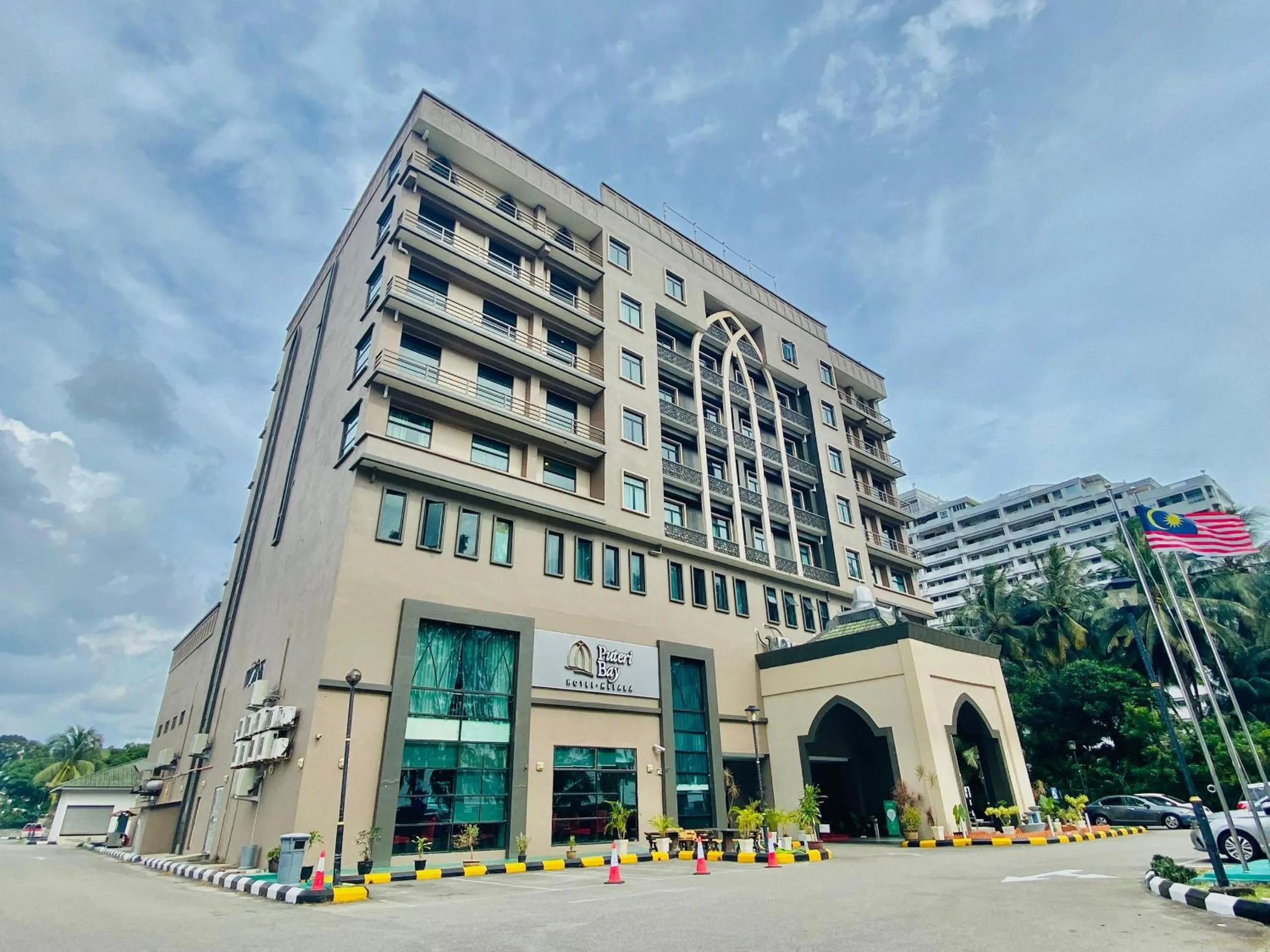 Property building in Puteri Bay Hotel