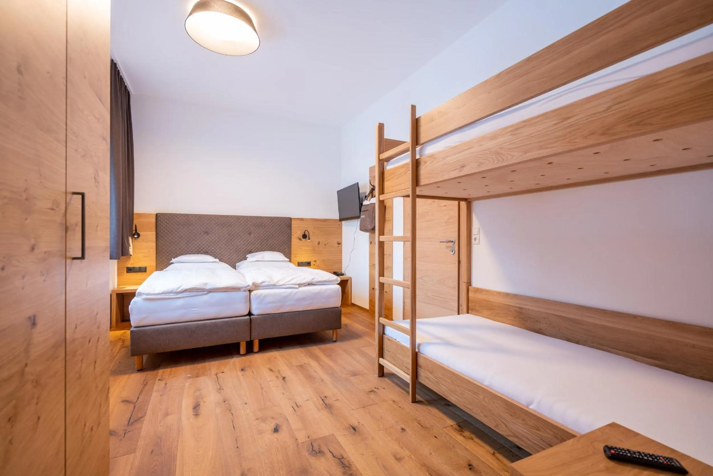 Bed in Suites Nauders by mein Almhof Superior