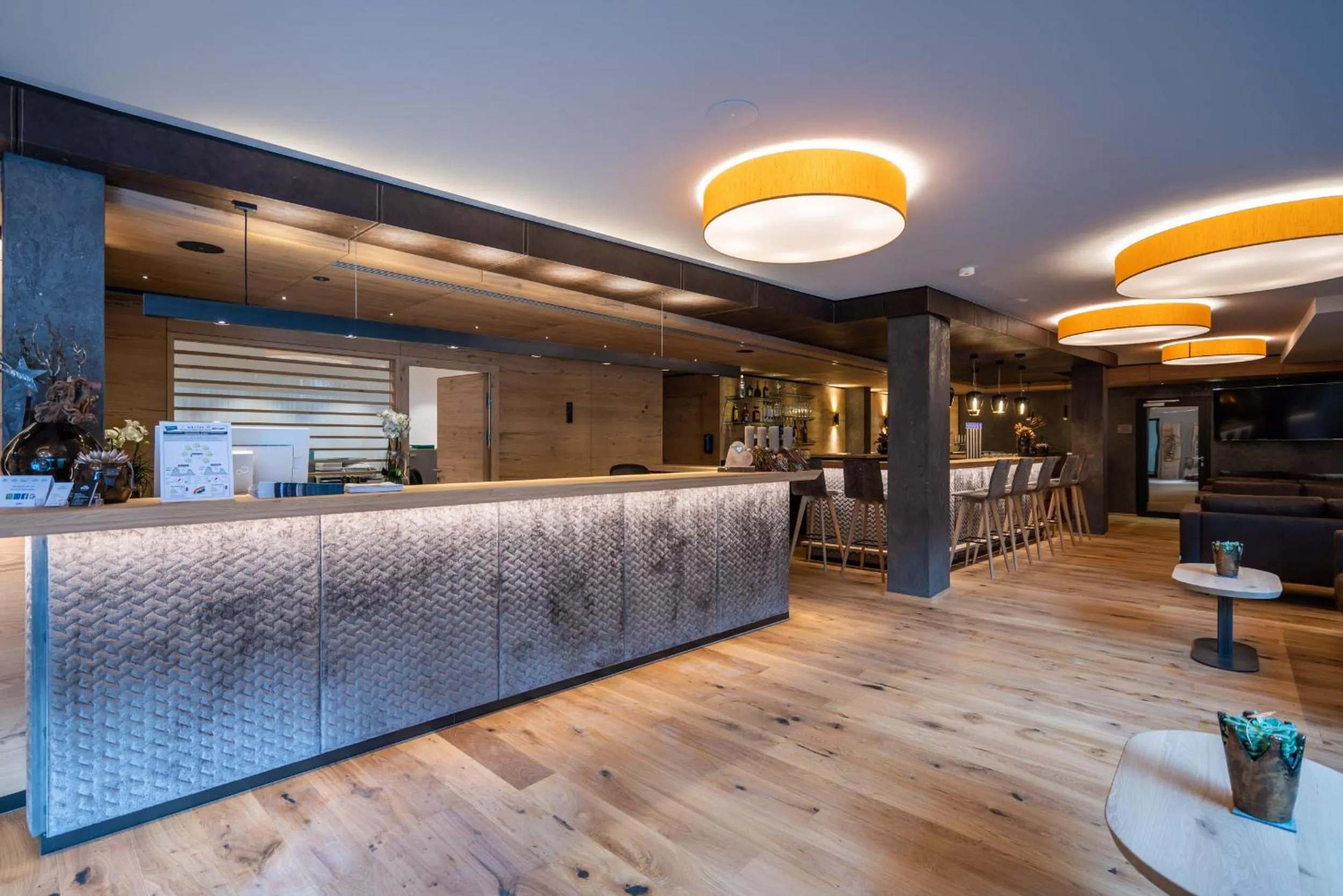 Restaurant/places to eat in Suites Nauders by mein Almhof Superior