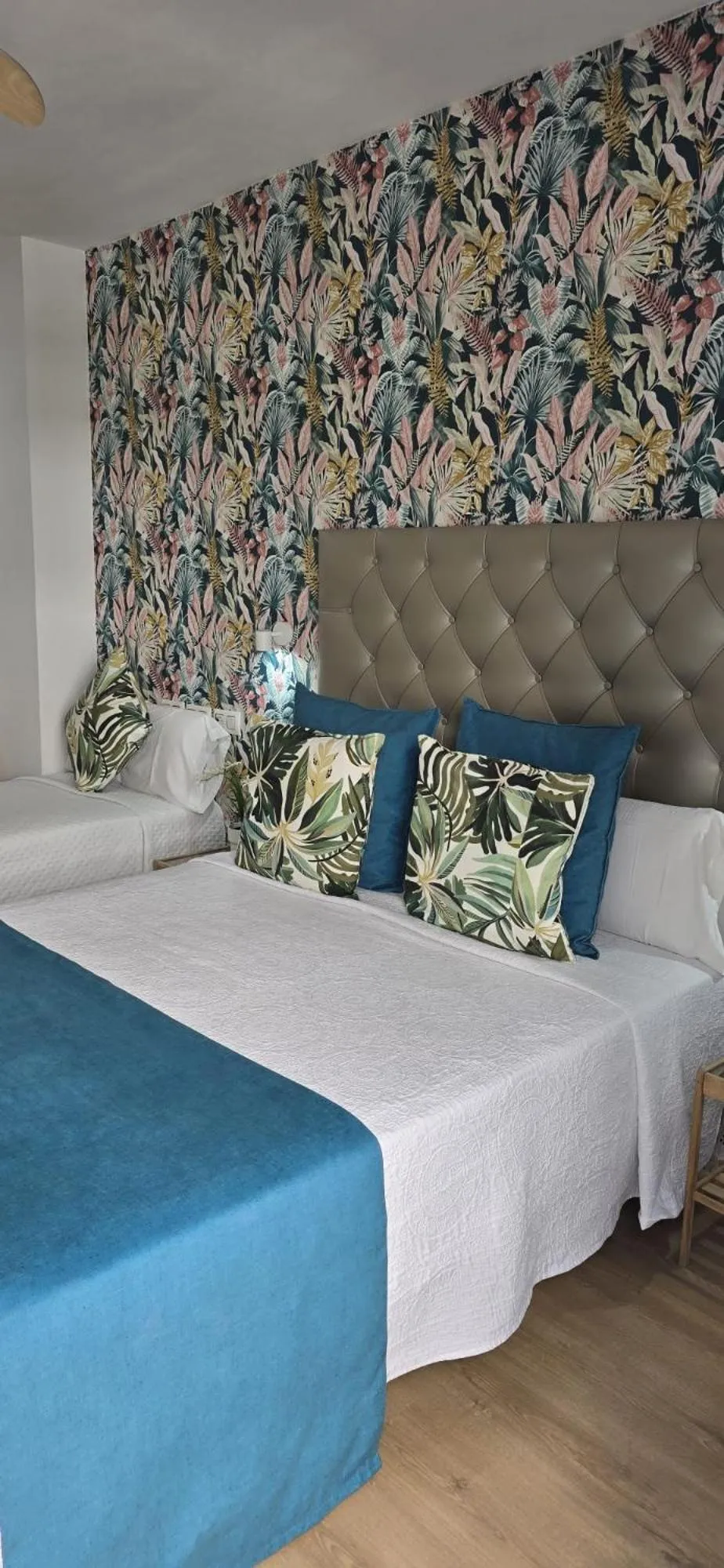 Bed in Candisol Cozy Inns