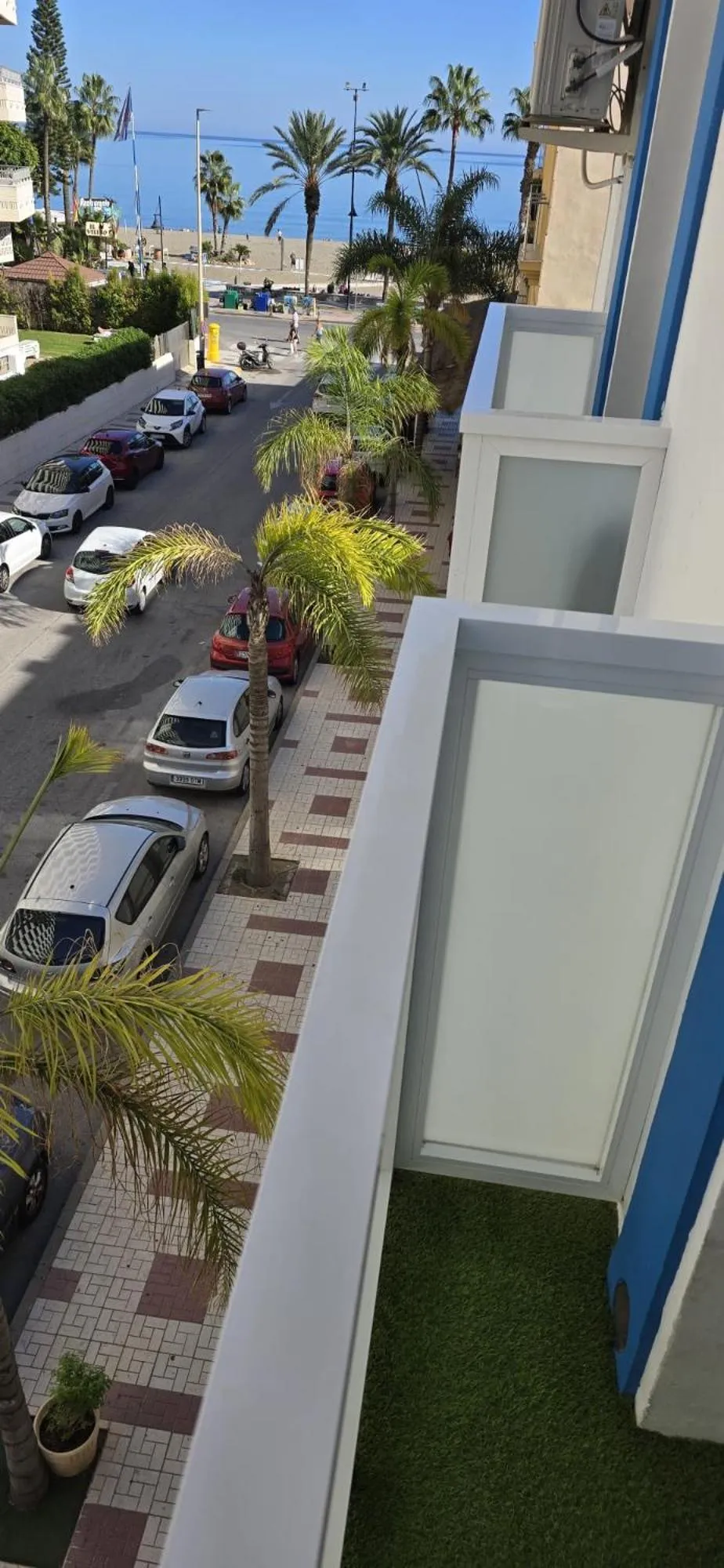 Street view in Candisol Cozy Inns