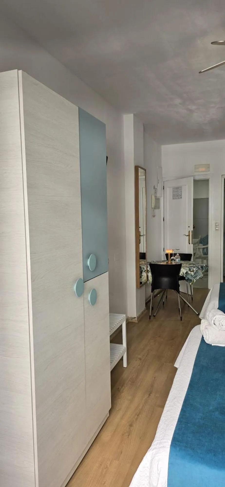 Photo of the whole room, Bed in Candisol Cozy Inns