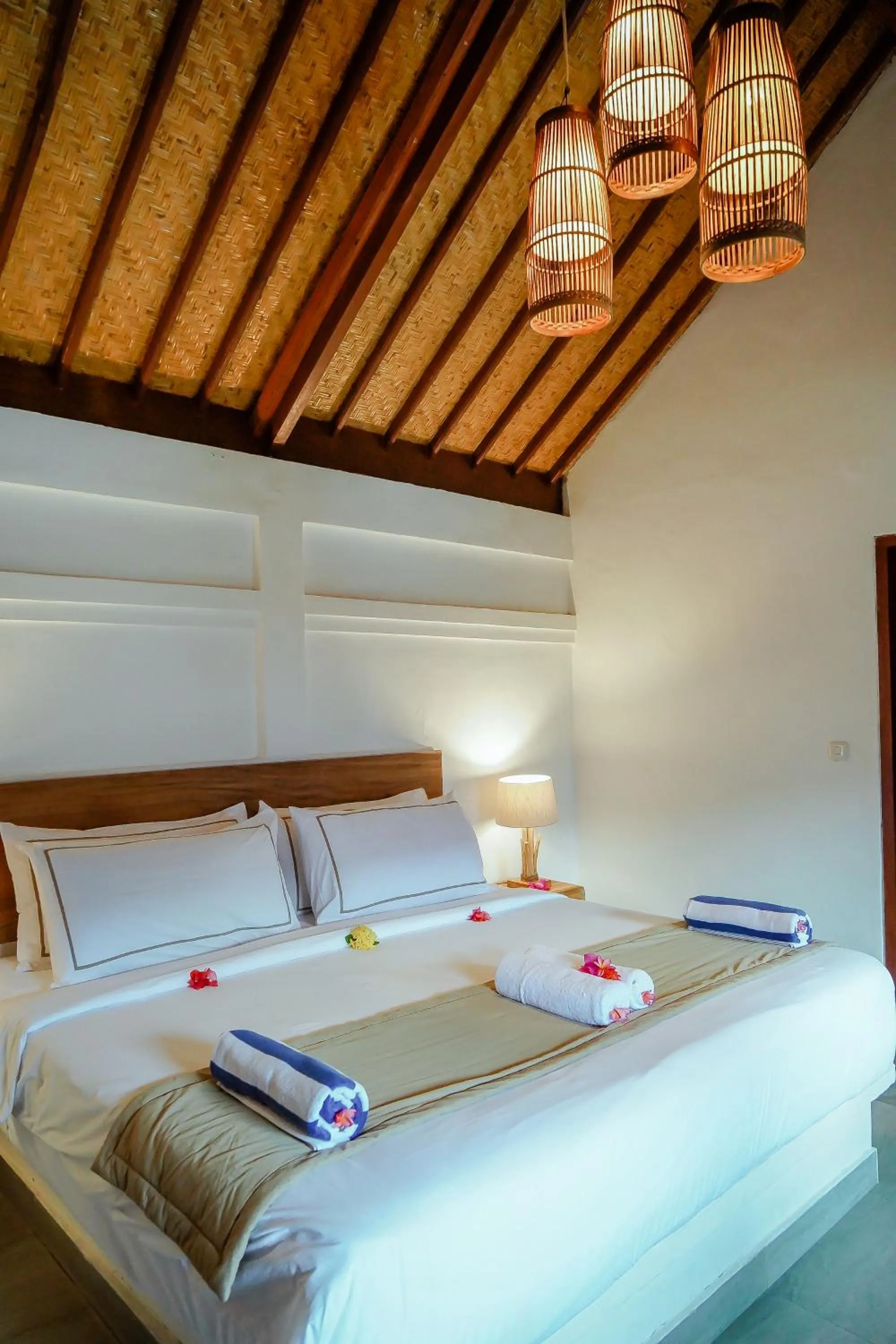 Bed in Marygio Gili Resort