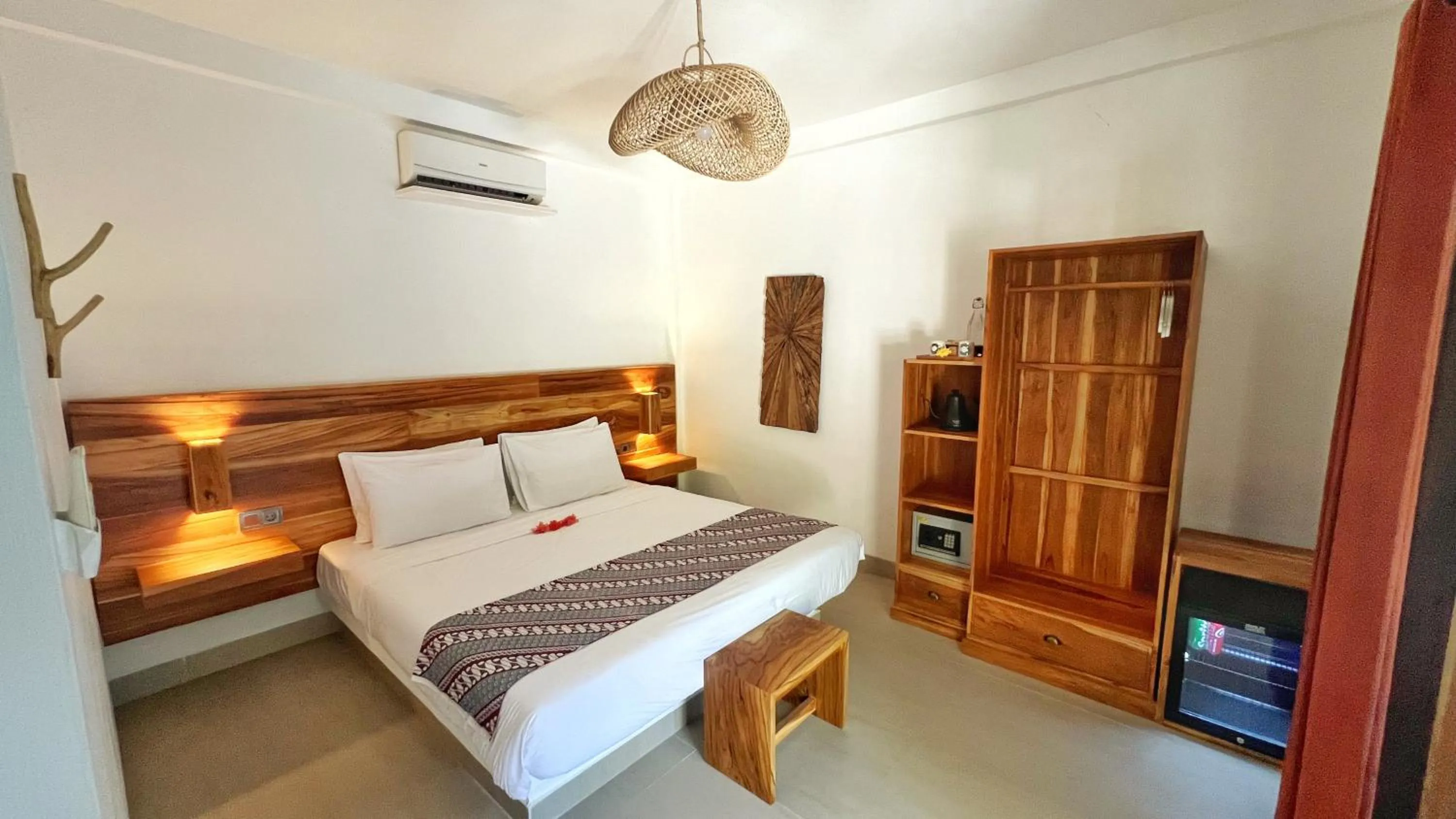 Bed in Marygio Gili Resort