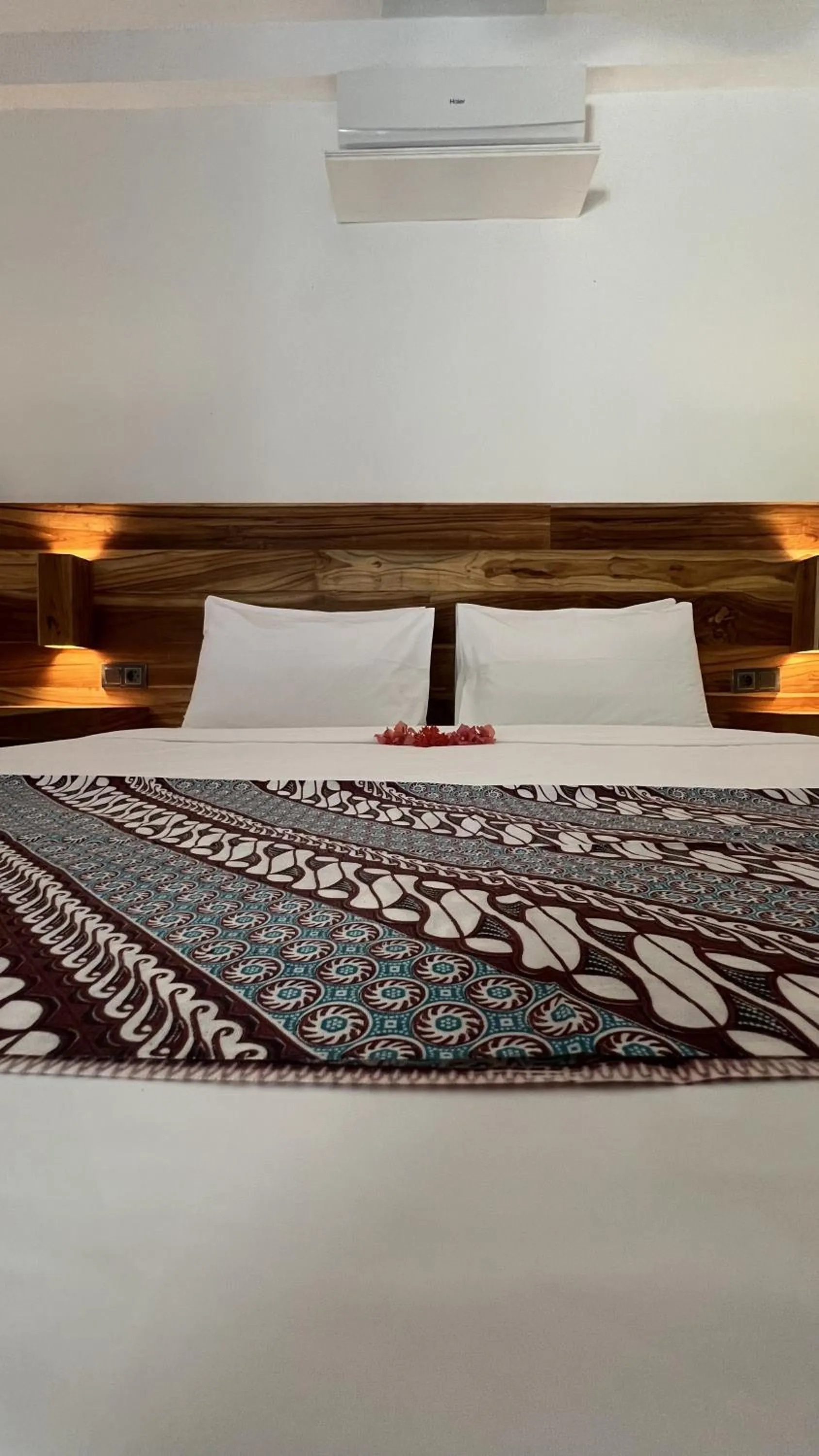 Bed in Marygio Gili Resort