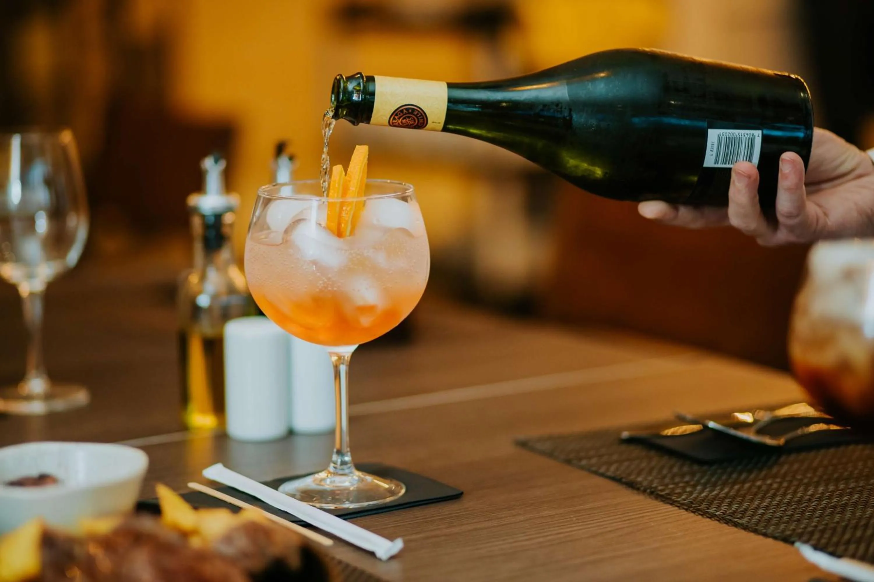 Lounge or bar in Best Western Ferrat