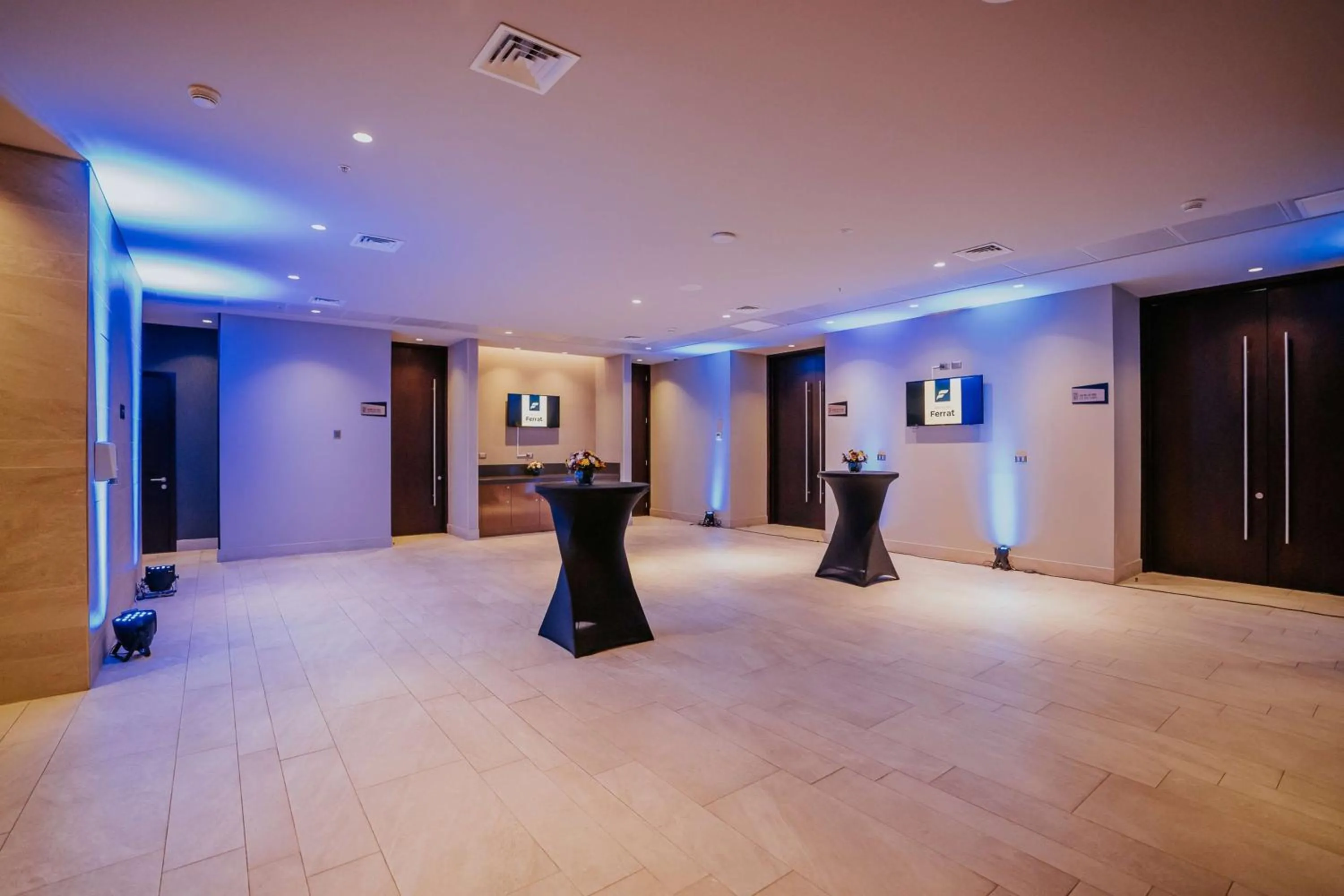 Meeting/conference room in Best Western Ferrat