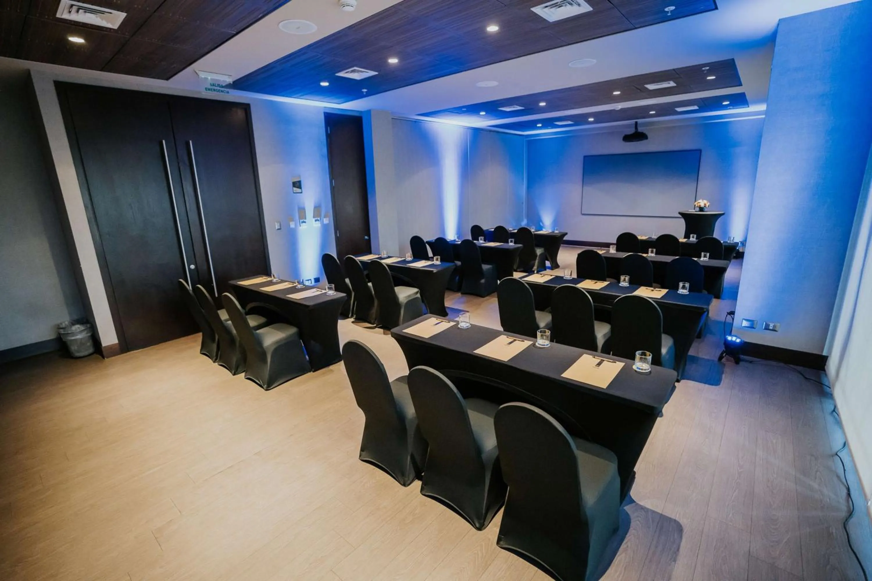 Meeting/conference room in Best Western Ferrat